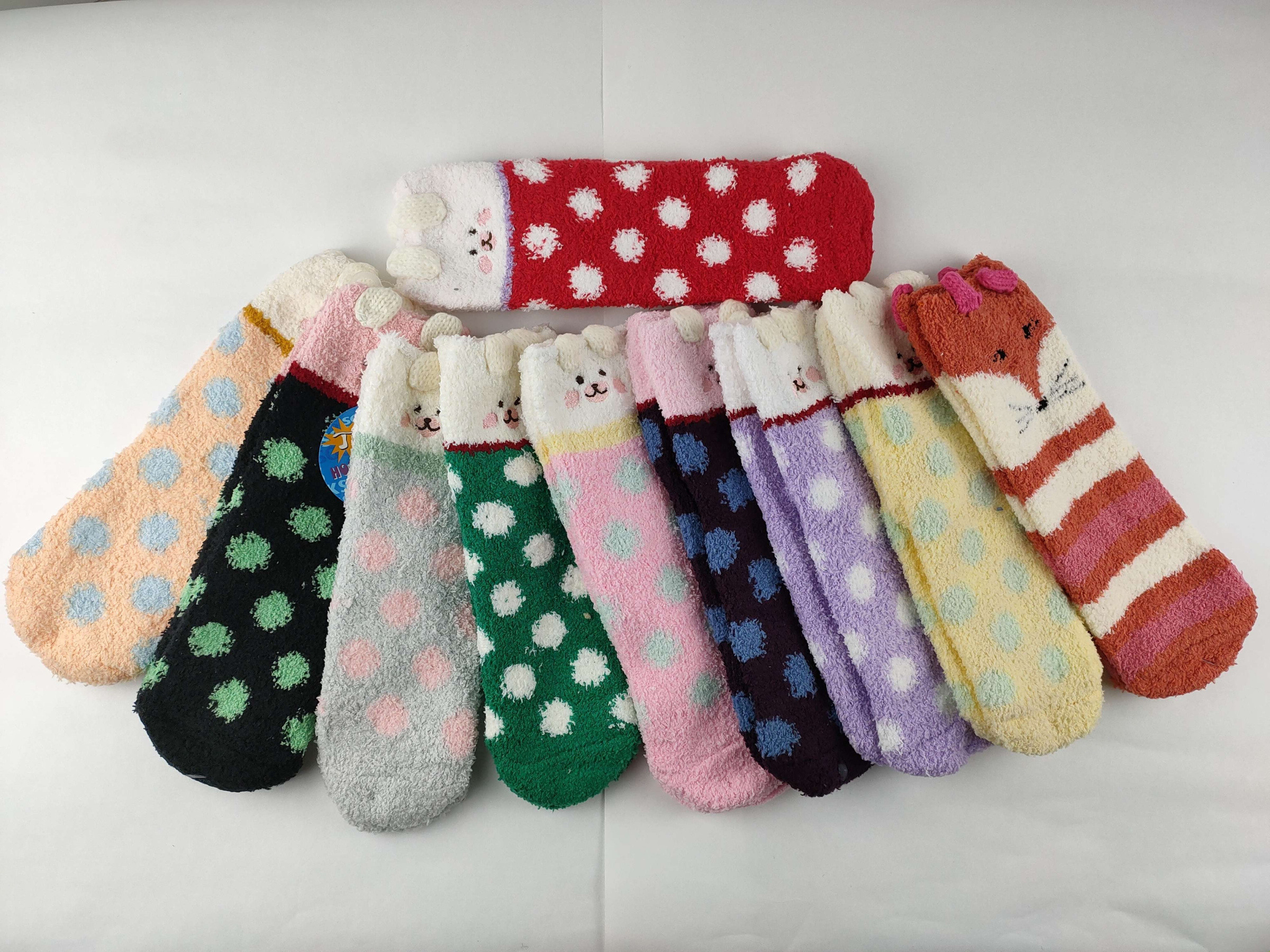 Mayorista PHENIX ROUGE - Calcetines de mujer de peluche con lunares y cara de animal lindo