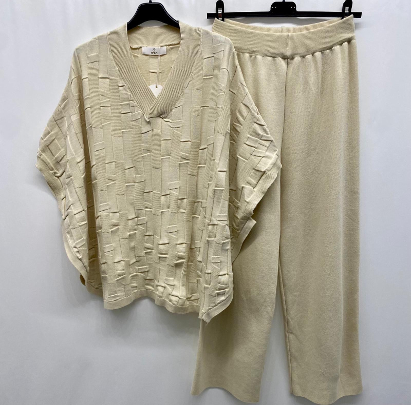 Wholesaler PINKA - Sets