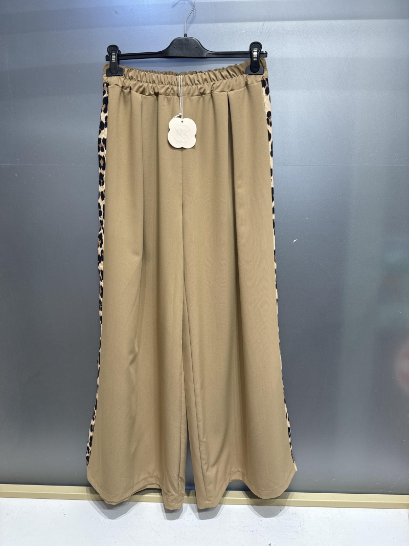 Grossiste PINKA - Pantalon UNI Avec Une Bande Sur Les Cotes