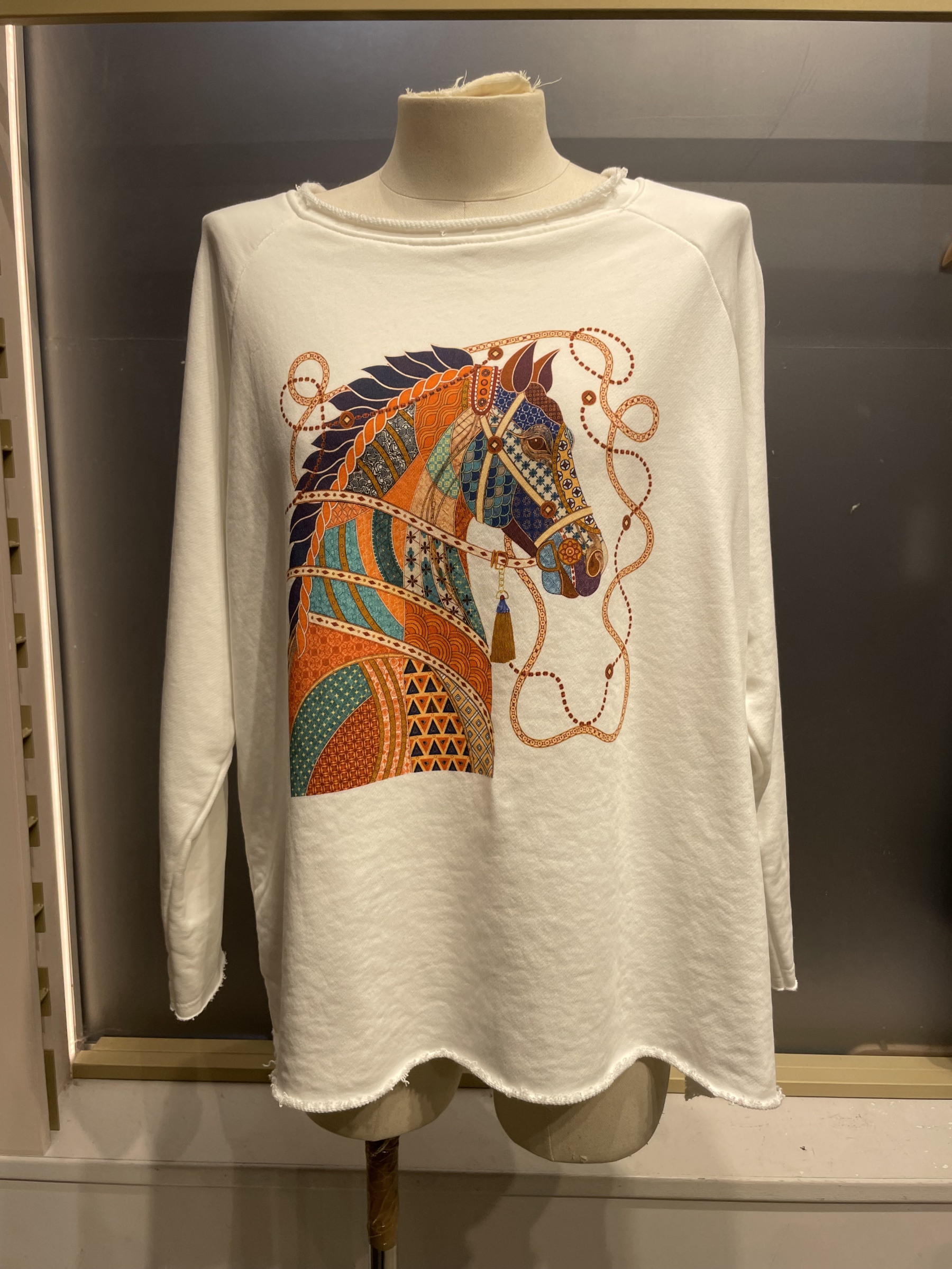 Long-sleeved horse print t-shirt | Paris Fashion Shops