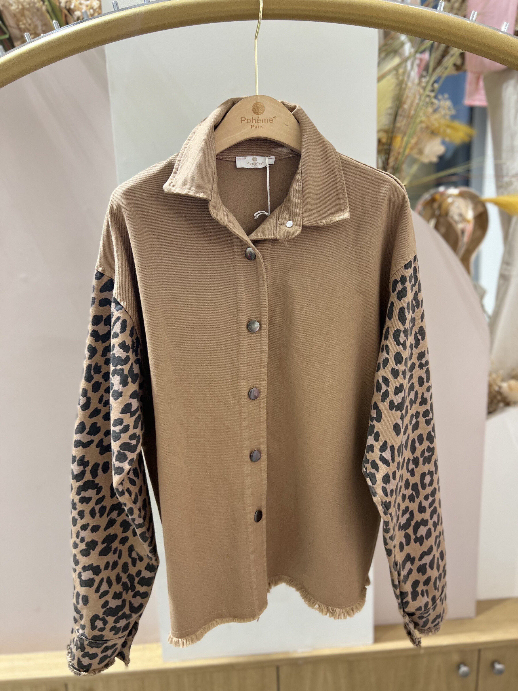 Wholesaler POHÊME - Célia straight cut shirt with vintage finish and printed sleeves