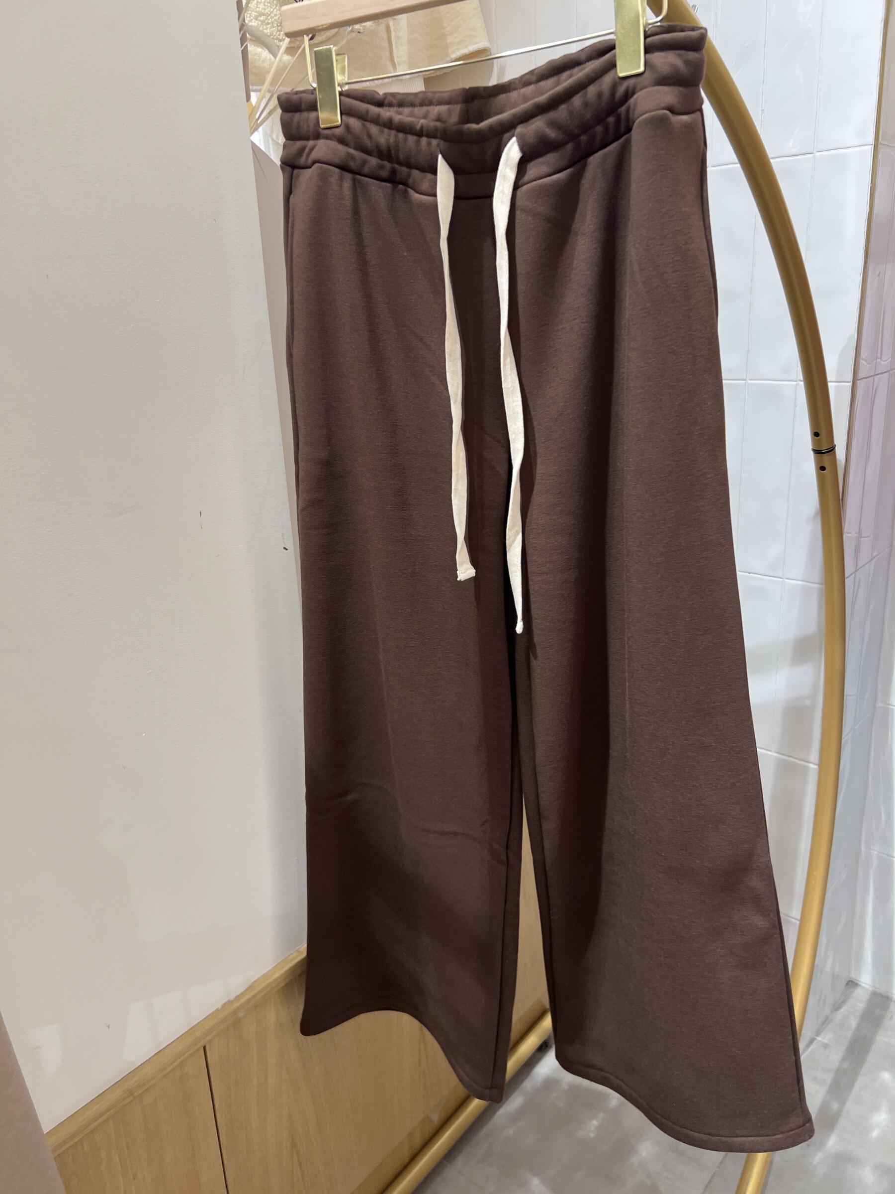 Wholesaler POHÊME - Oversized Alba sweatshirt pants in warm material comfort