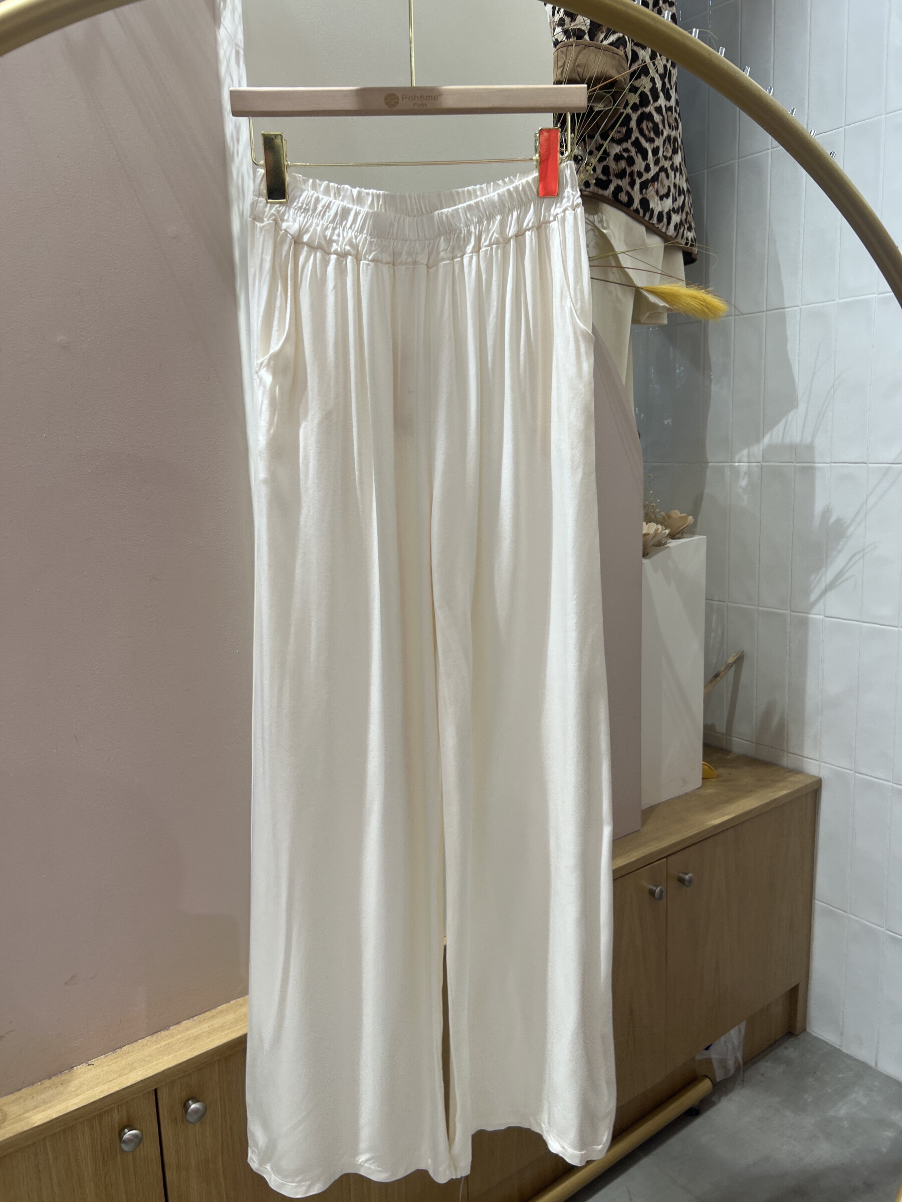 Wholesaler POHÊME - Plain fluid Jaya pants with pocket on elastic waist