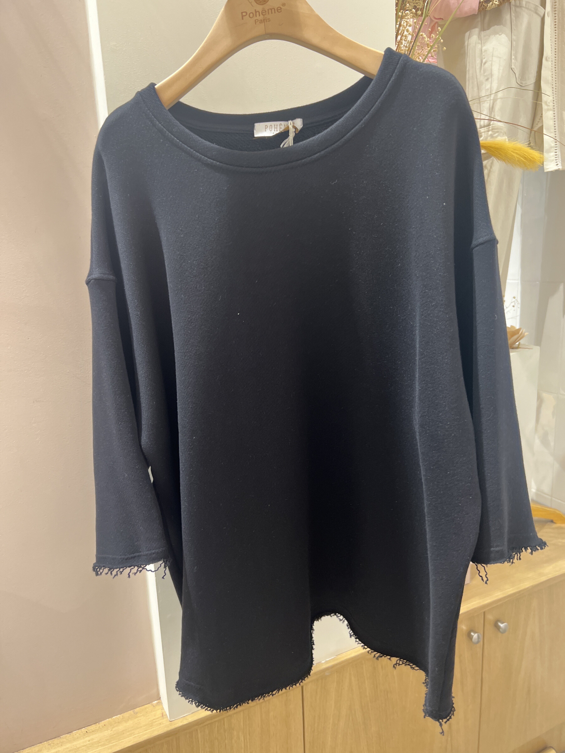Wholesaler POHÊME - Evelyn rounded neck tunic sweatshirt with fringe finish