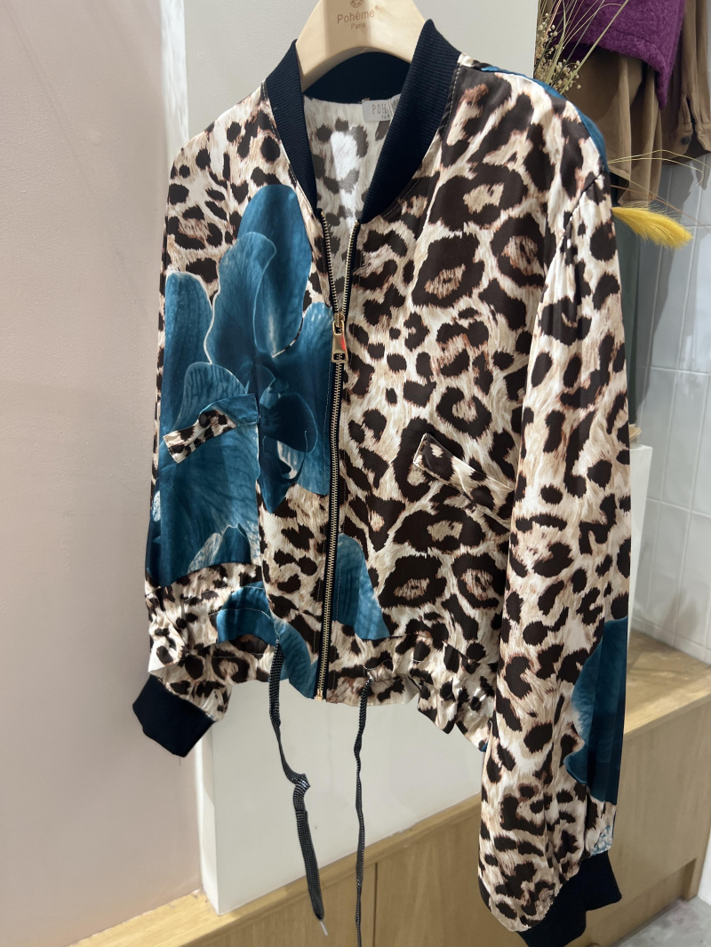 Wholesaler POHÊME - Hila printed bomber jacket with closure and waist belting