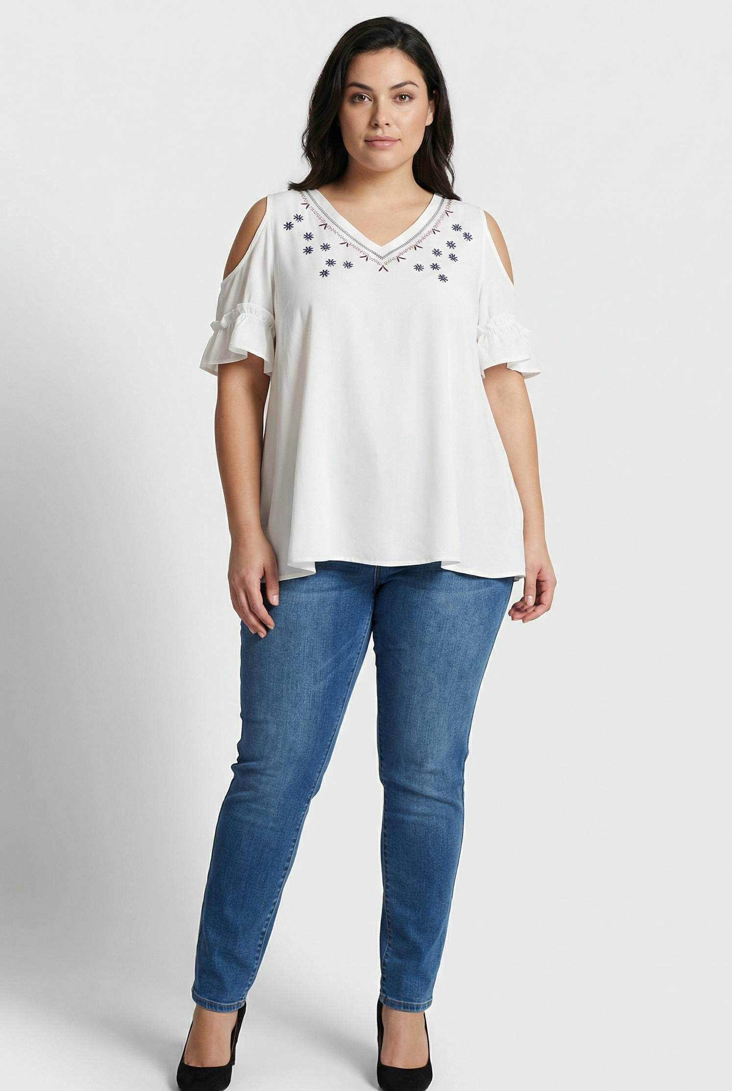 Grossiste Pomme Rouge Paris - Blouse blanche grande taille avec broderies (A963)