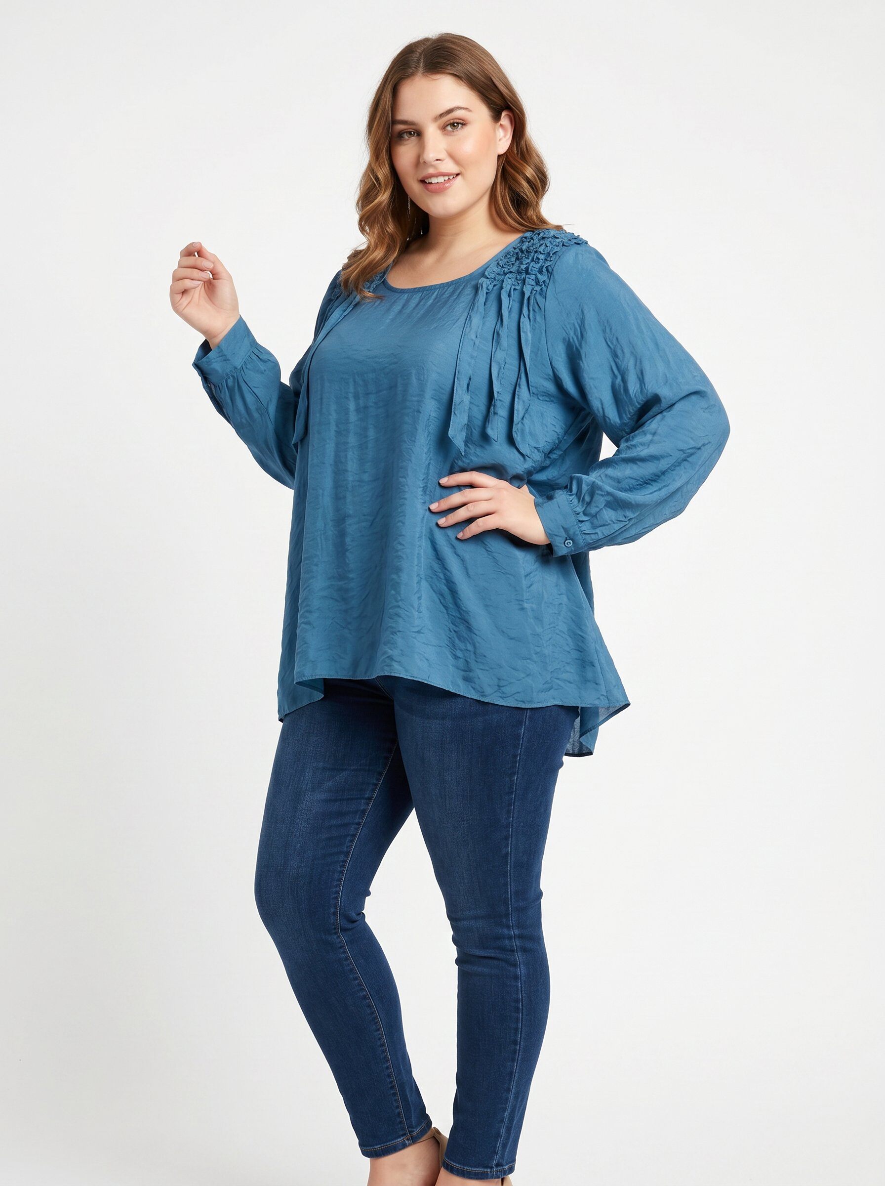Grossista Pomme Rouge Paris - Blusa blu taglia grande con frange