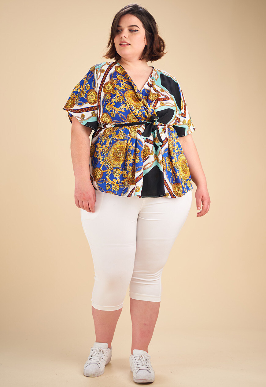Mayorista Pomme Rouge Paris - Blusa cruzada de talla grande con estampado de pañuelo azul