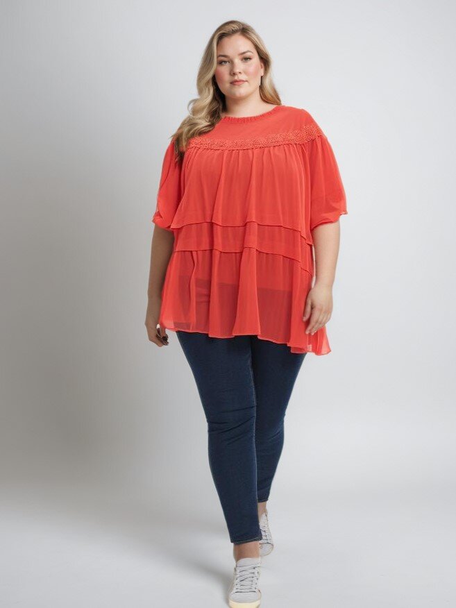 Großhändler Pomme Rouge Paris - Top + Bluse mit großen Stickereien in Übergröße (C6563)