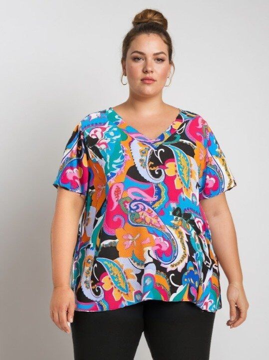 Großhändler Pomme Rouge Paris - Schwarze bedruckte Bluse in Übergröße (C6569)