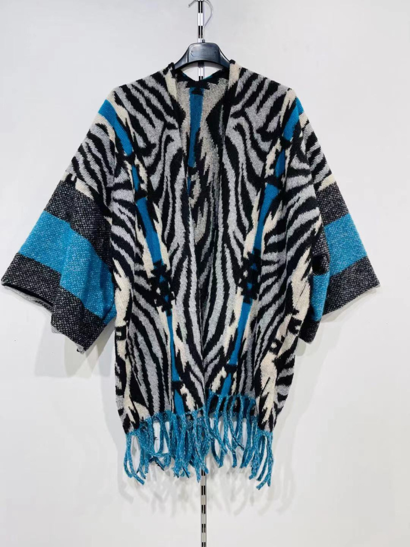 Wholesaler Pomme Rouge Paris - Blue pattern fringed vest (T08001)