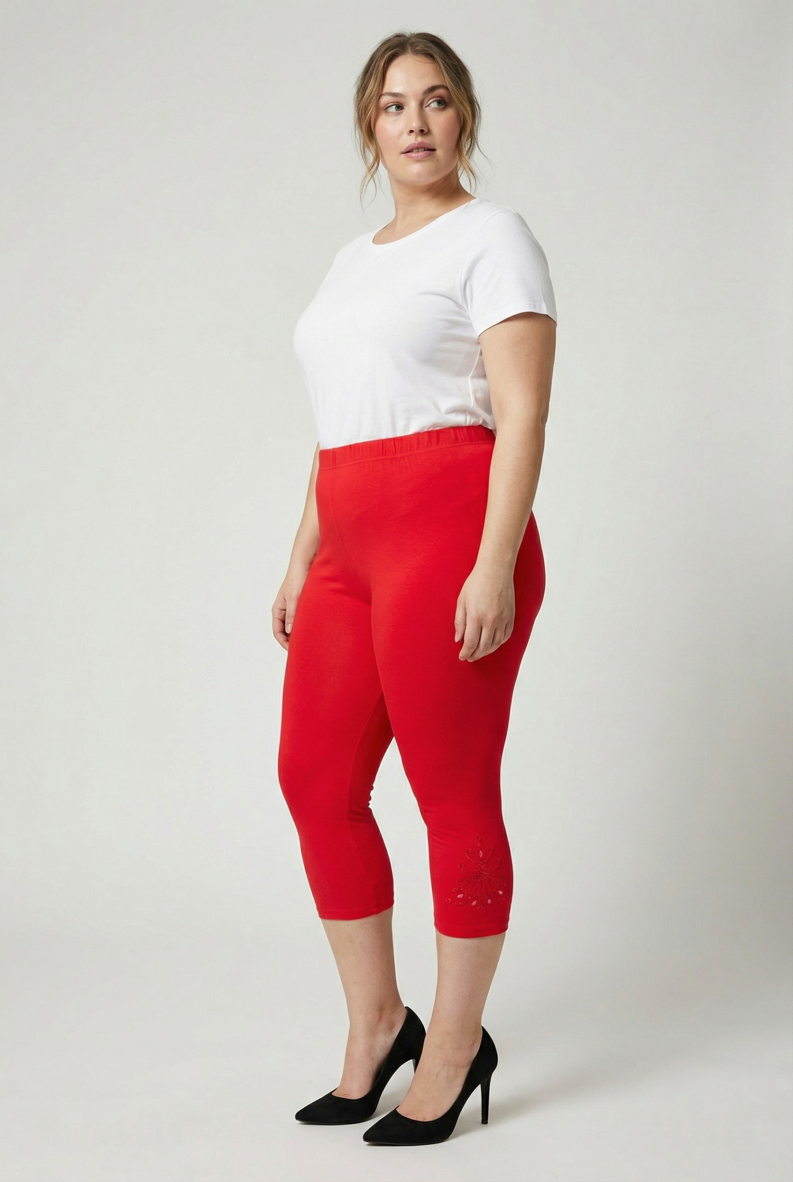 Grossista Pomme Rouge Paris - Leggings rossi traforati con motivo (B219)