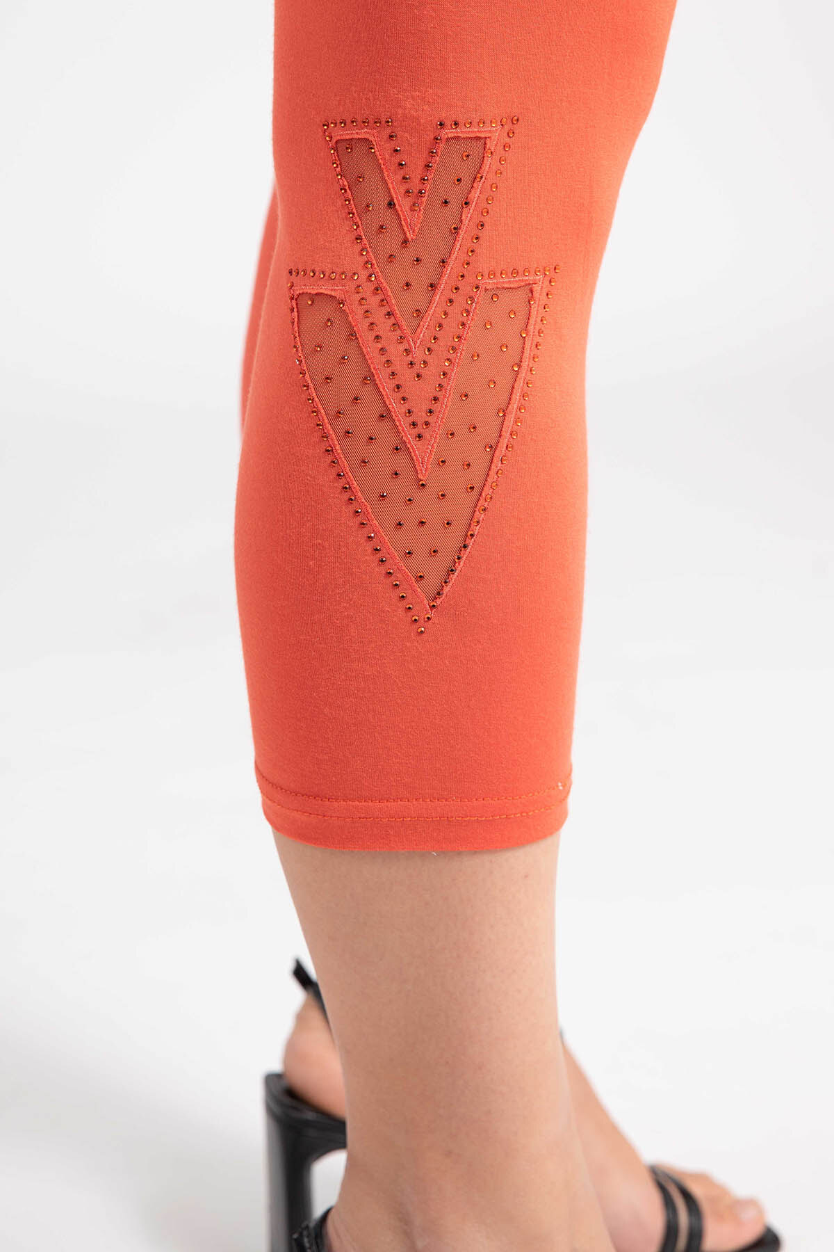 Grossiste Pomme Rouge Paris - Legging orange court grande taille avec motif (B228)