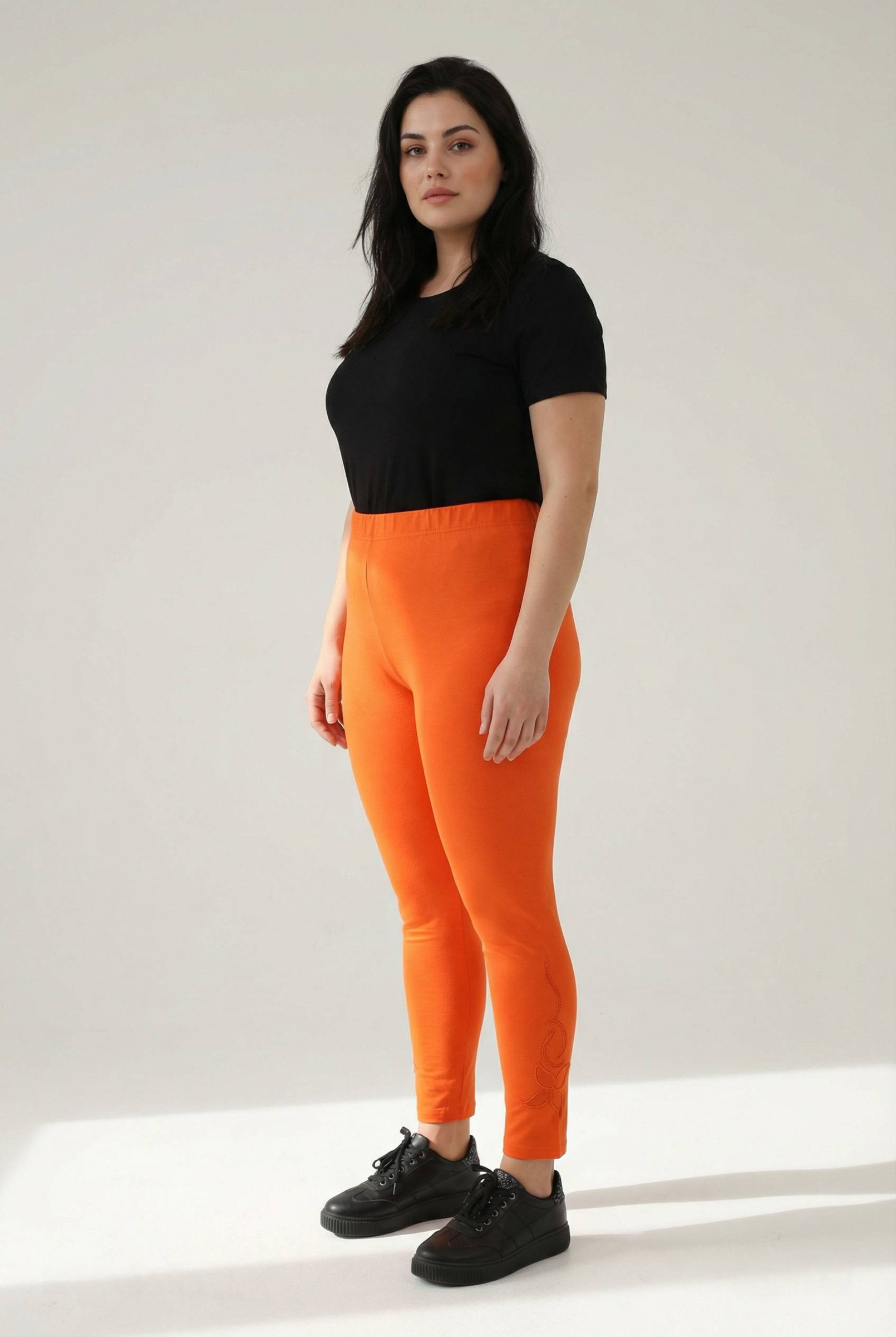 Grossista Pomme Rouge Paris - Leggings arancioni taglia grande con motivo traforato (B207)