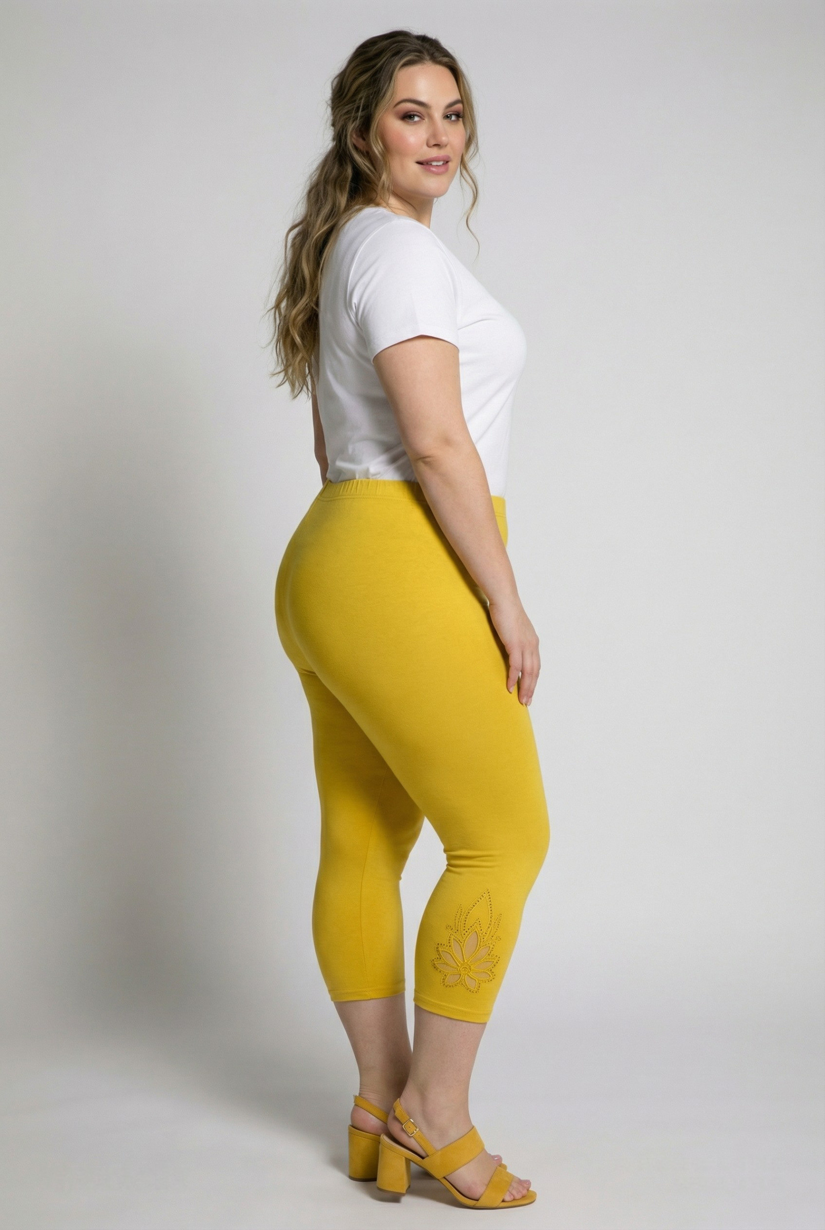 Grossista Pomme Rouge Paris - Leggings corti gialli taglia grande con motivo (B210)