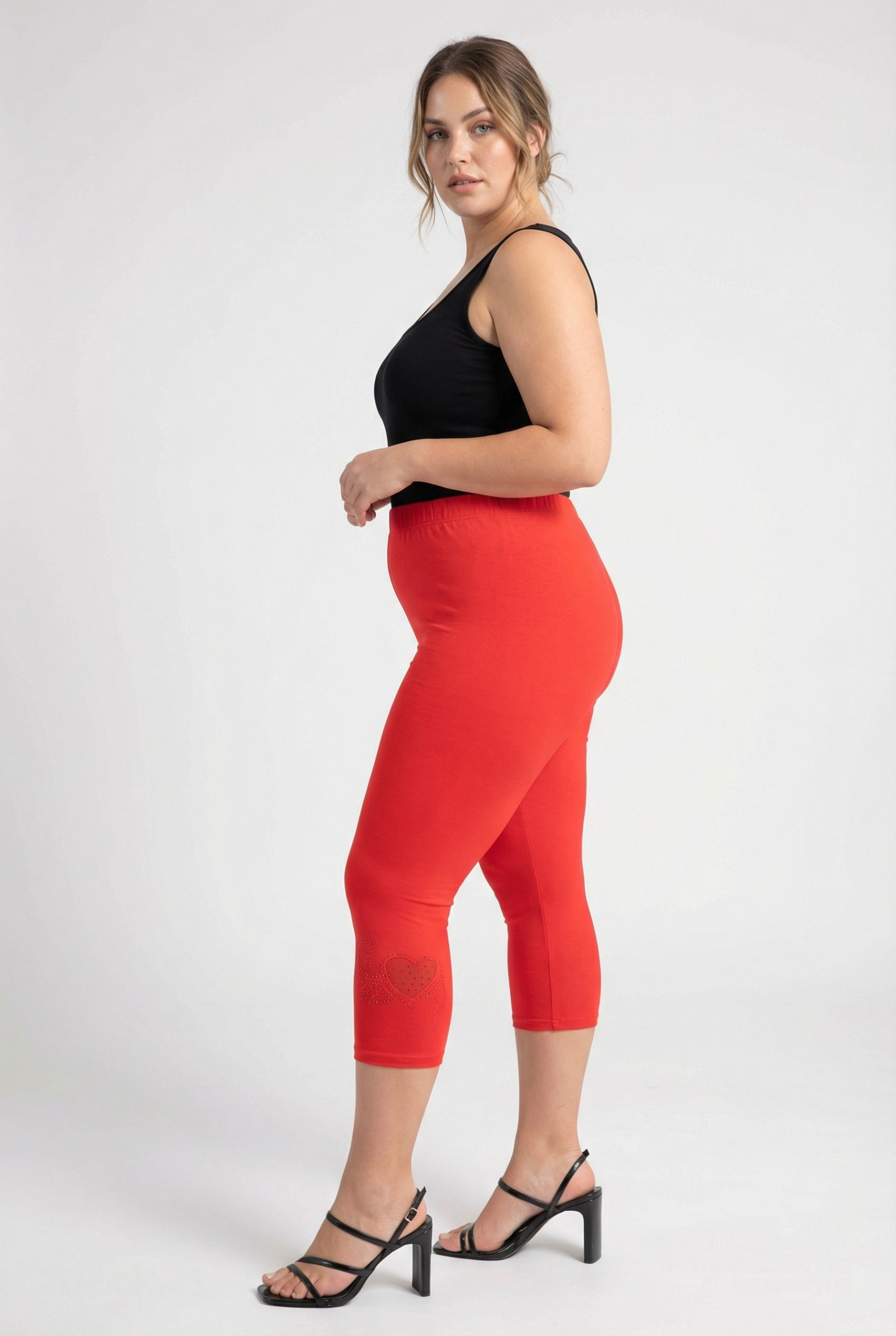 Grossista Pomme Rouge Paris - Leggings corti taglia grande con motivo a cuore (B227)