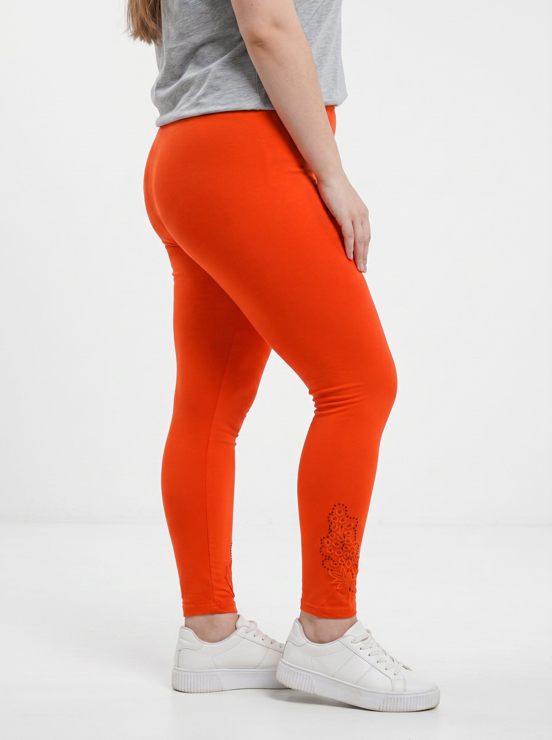 Wholesaler Pomme Rouge Paris - Plus size orange leggings with embroidery and sequins (B133)
