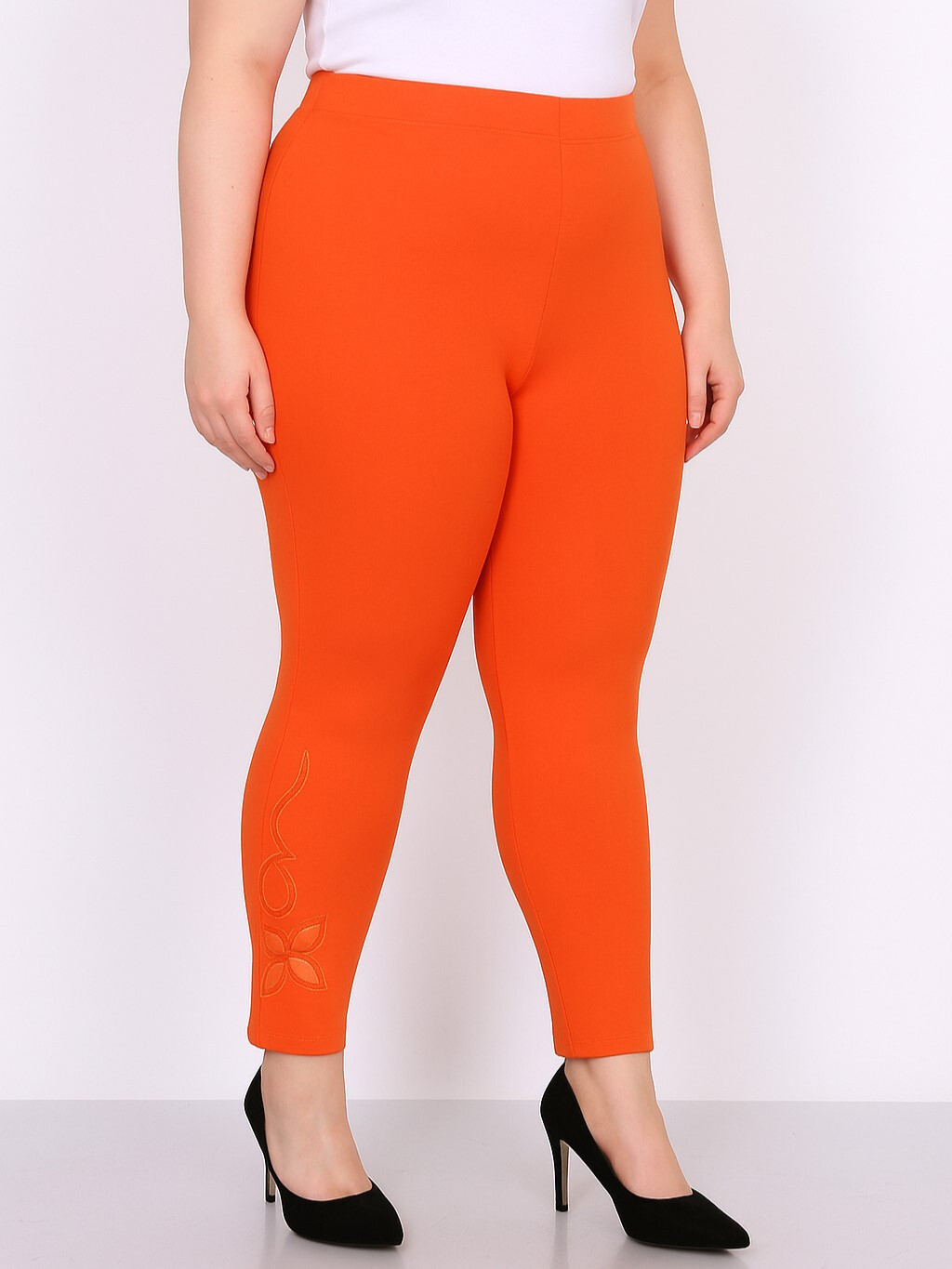Mayorista Pomme Rouge Paris - Leggings naranjas con estampado calado talla grande (B207)