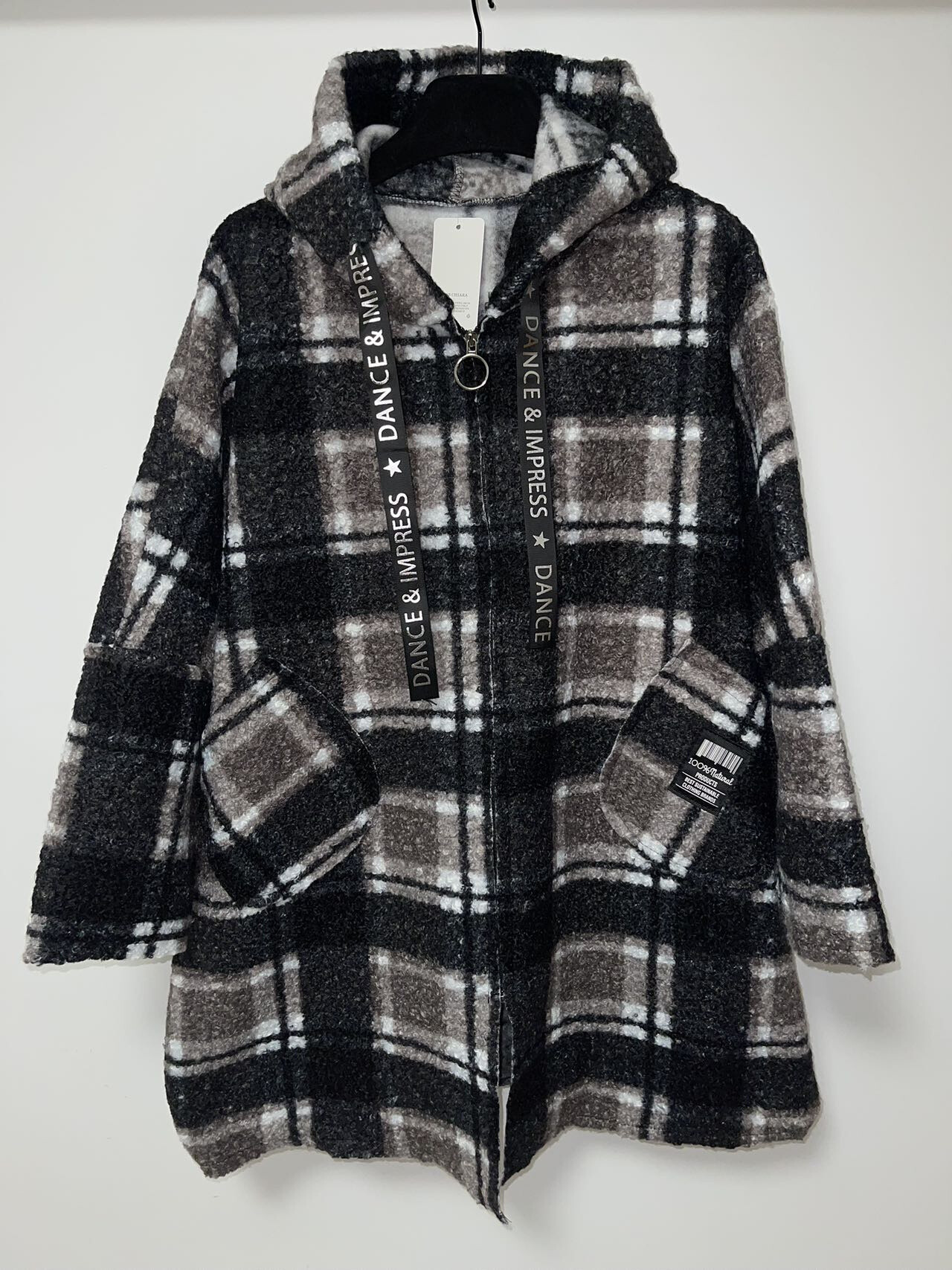 Grossiste Pomme Rouge Paris - Manteau en laine carreaux noir