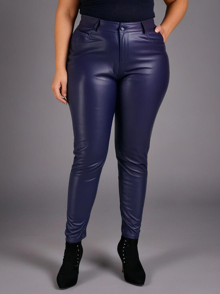 Grossiste Pomme Rouge Paris - Pantalon slim en similicuir bleu (B305)