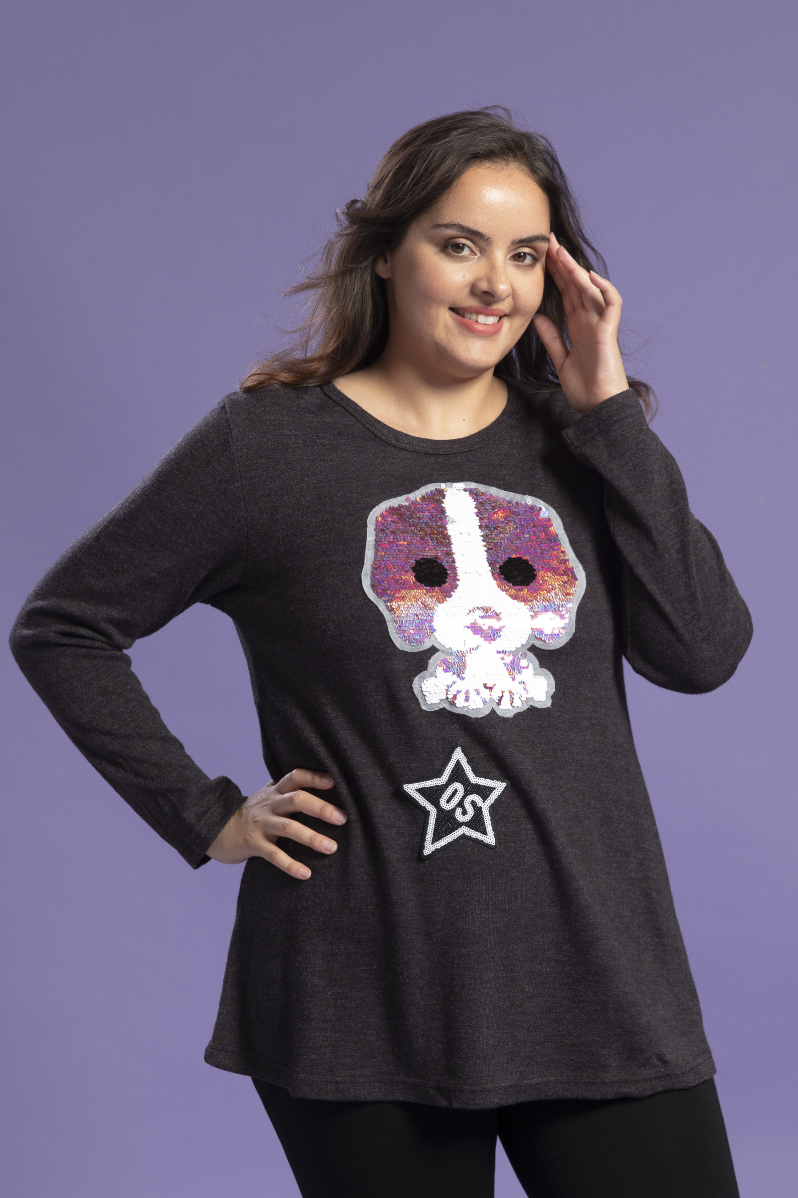 Wholesaler Pomme Rouge Paris - Plus size grey sweater with sequin design (A907)
