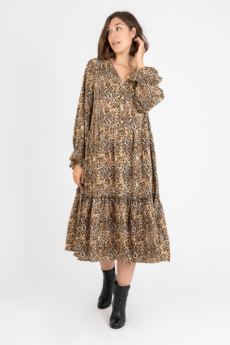 Wholesaler Pomme Rouge Paris - Long camel leopard print dress (C6533)