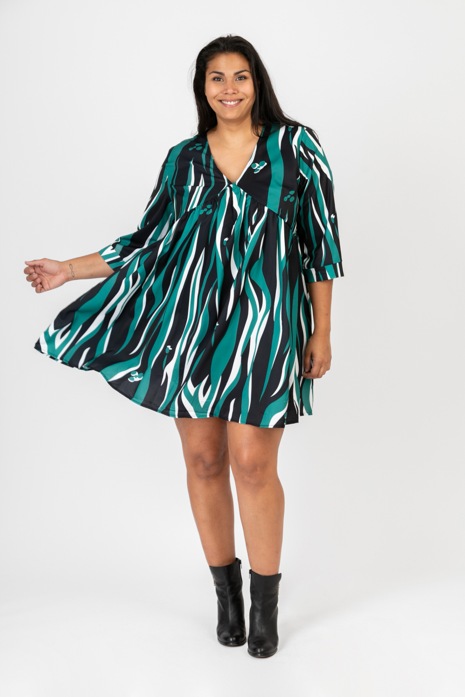 Grossiste Pomme Rouge Paris - Robe grande taille imprimée camel (C6609)