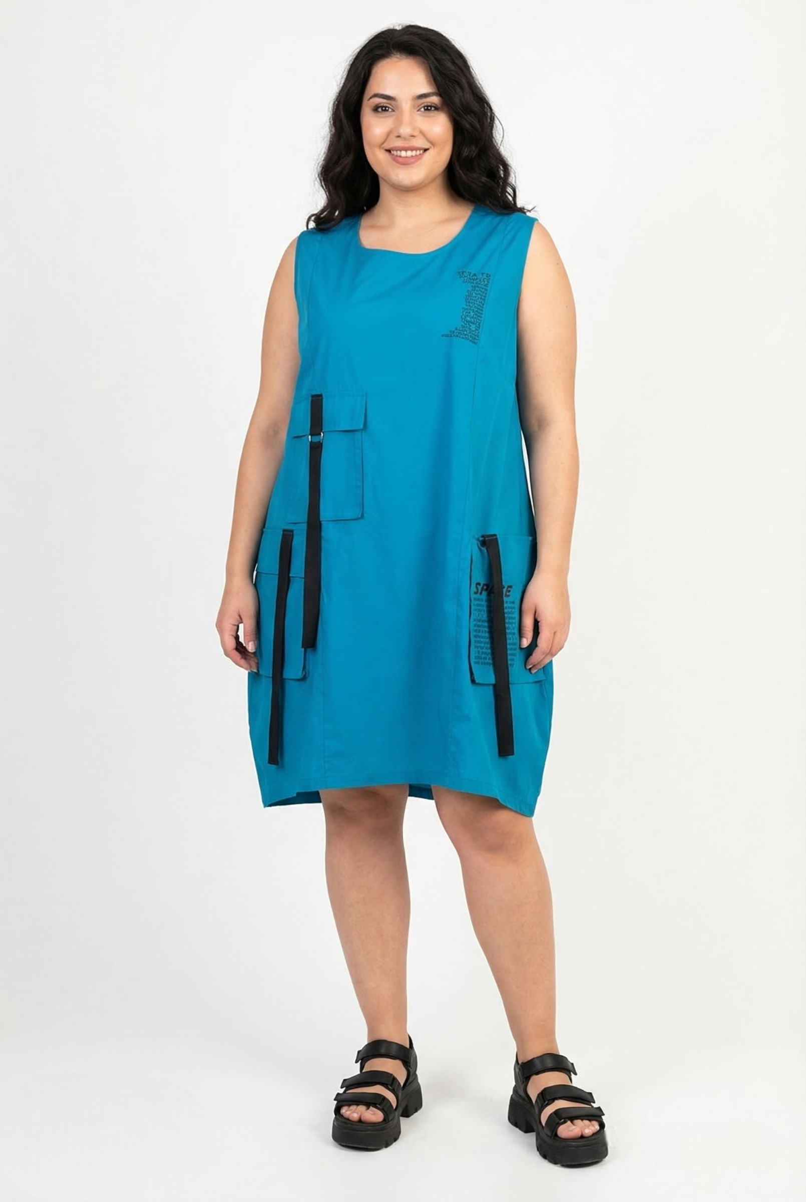Grossiste Pomme Rouge Paris - Robe grande taille style urbain bleu (C6573)