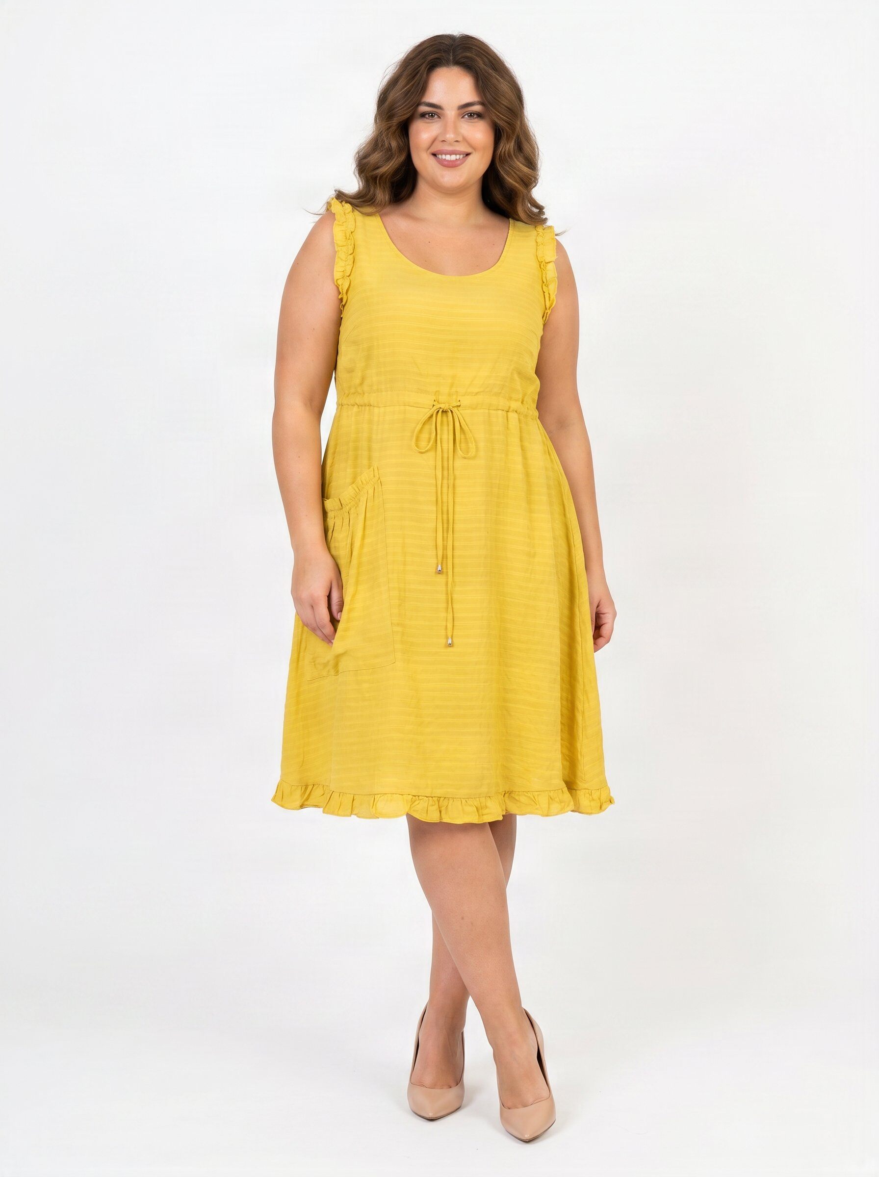 Grossiste Pomme Rouge Paris - Robe grande taille gaufrée jaune (C6556)