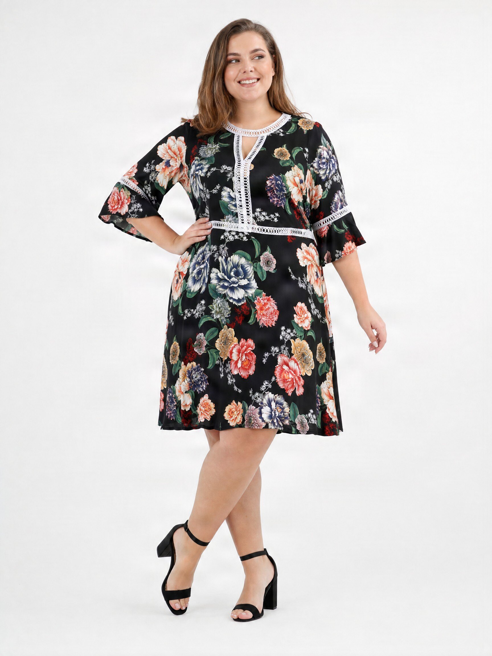 Grossiste Pomme Rouge Paris - Robe fleurie grande taille (A950)