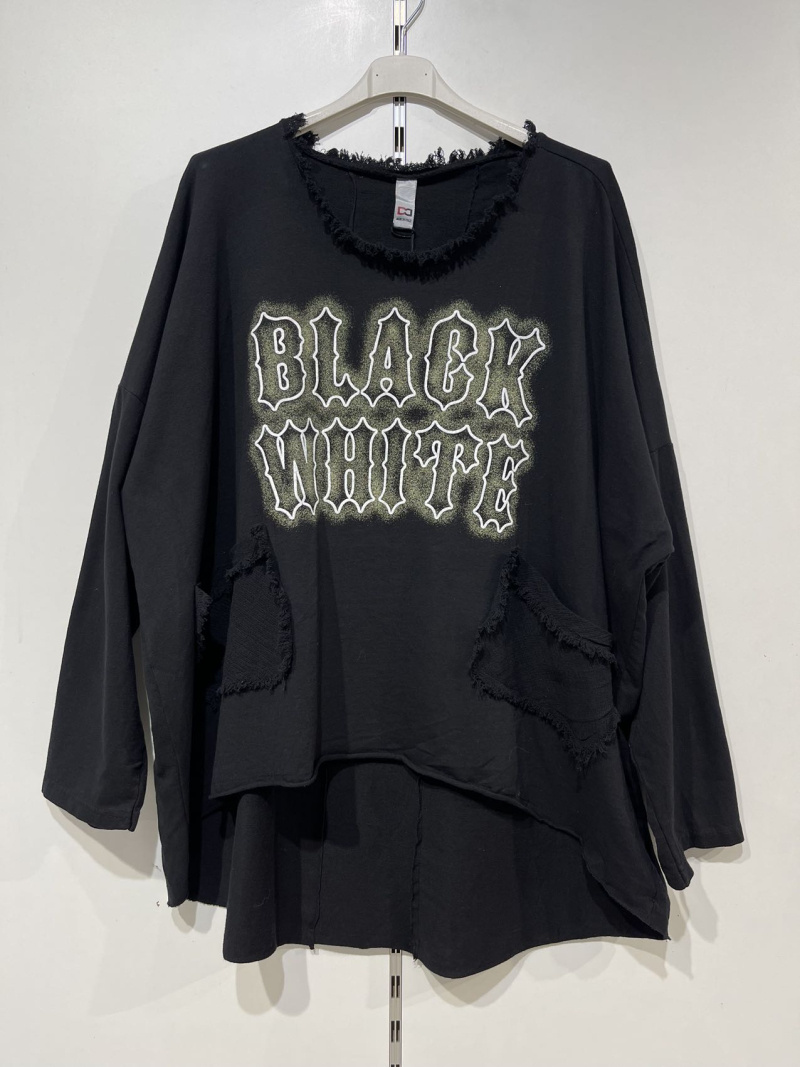 Wholesaler Pomme Rouge Paris - Black ripped effect tshirt (T11721)