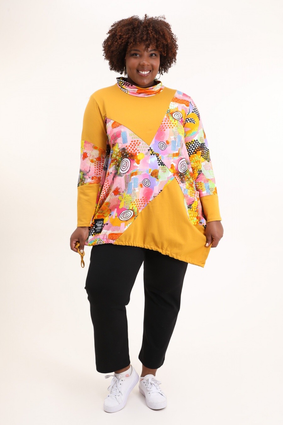 Mayorista Pomme Rouge Paris - Camiseta de cuello alto amarilla estampada de talla grande.