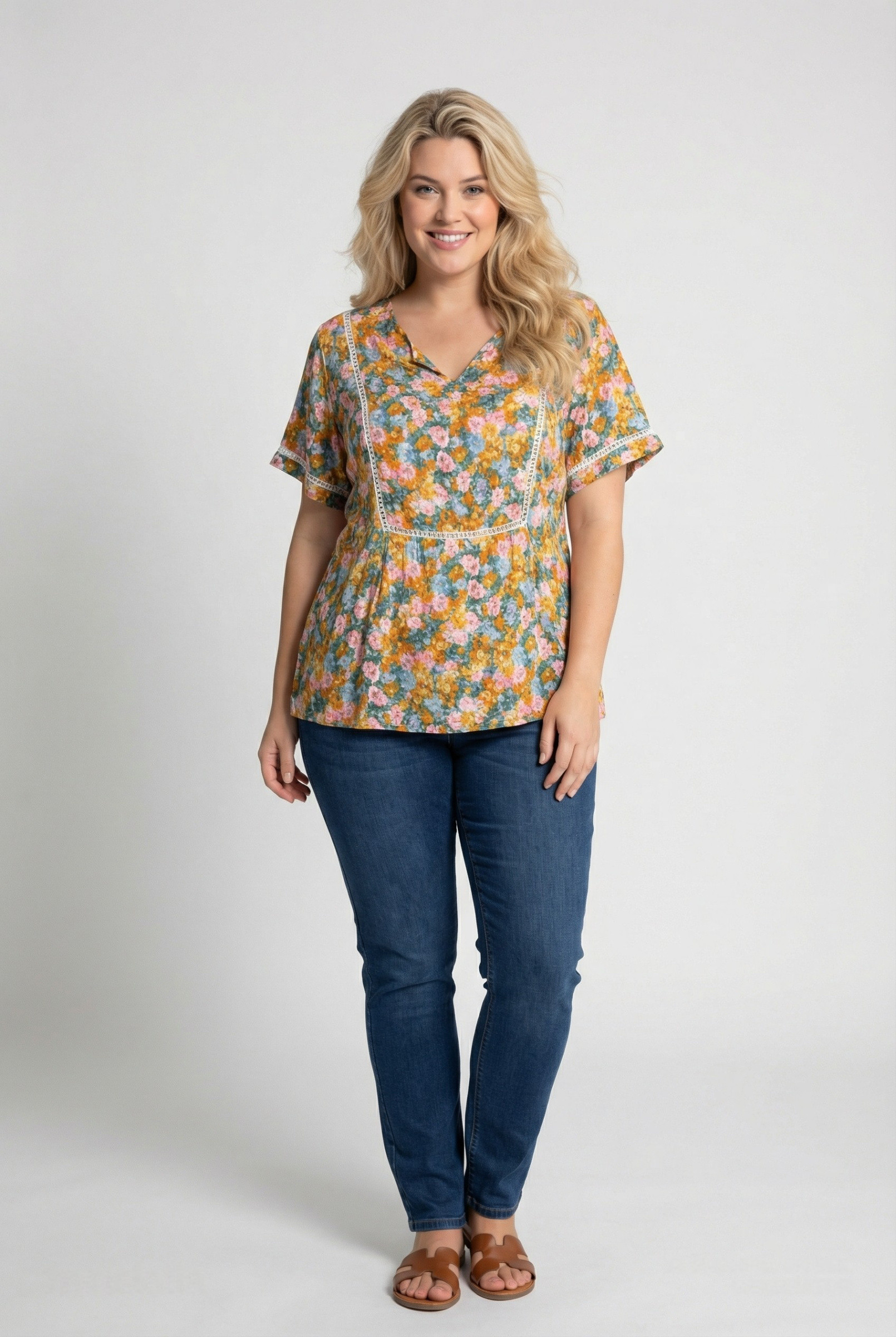 Grossiste Pomme Rouge Paris - Top grande taille imprimé fleuri jaune (C6371)