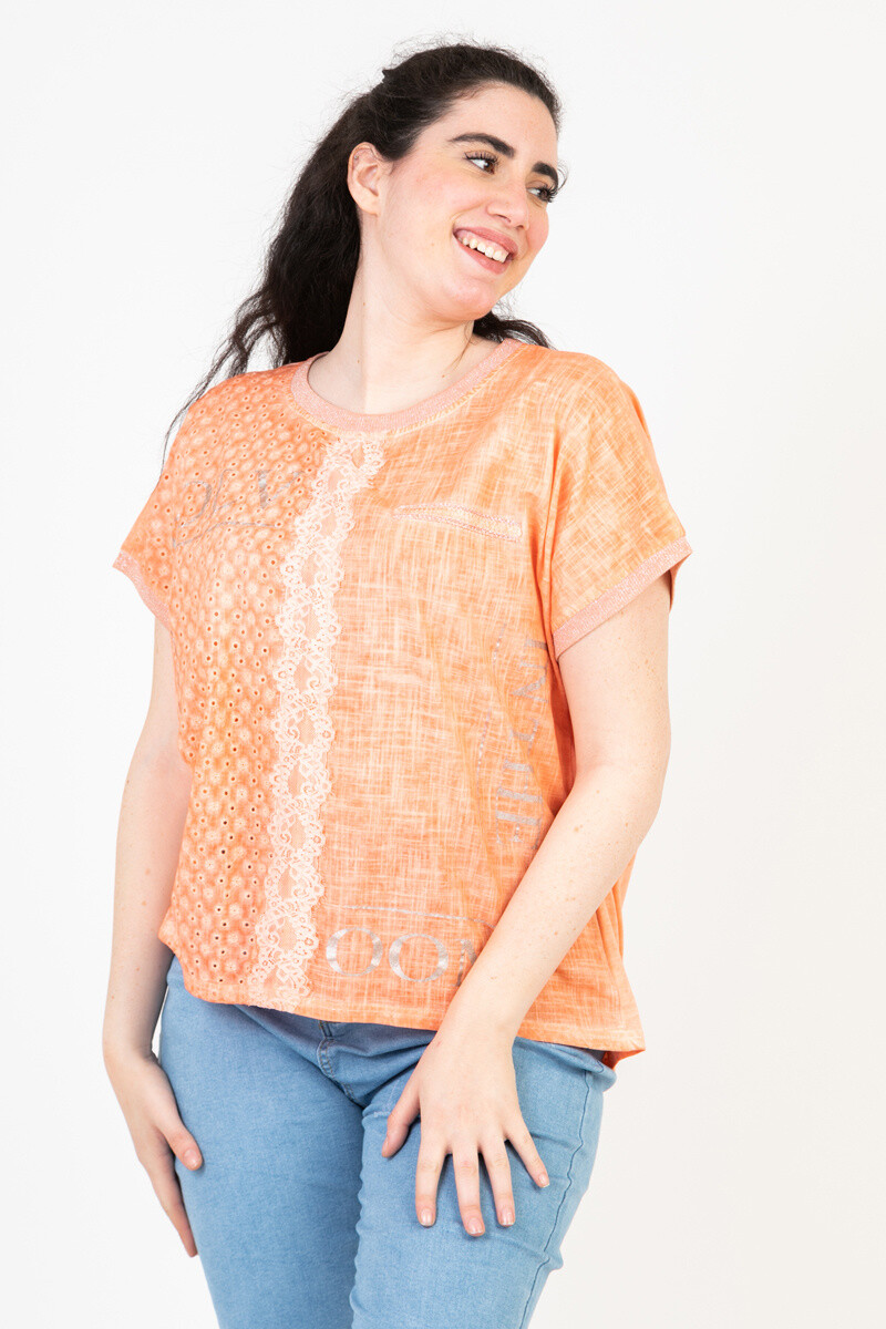 Grossiste Pomme Rouge Paris - Tshirt grande taille orange (C8013)