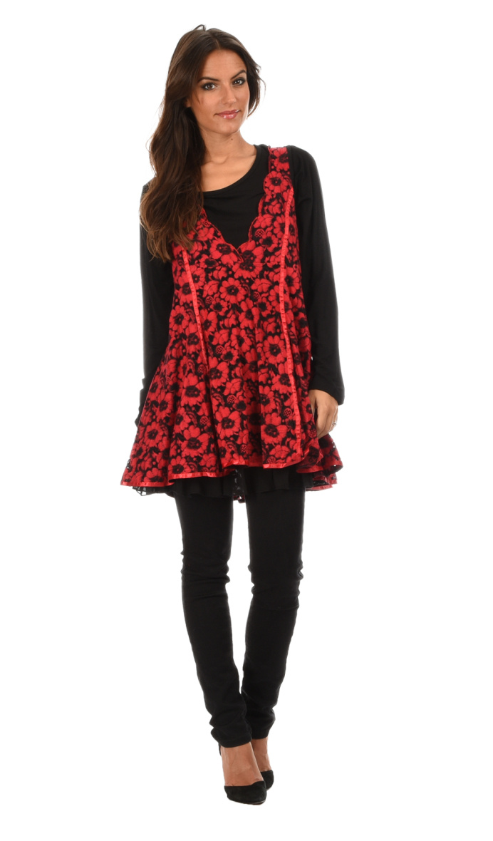 Wholesaler Pomme Rouge Paris - Red velvety undershirt + top set (A570)
