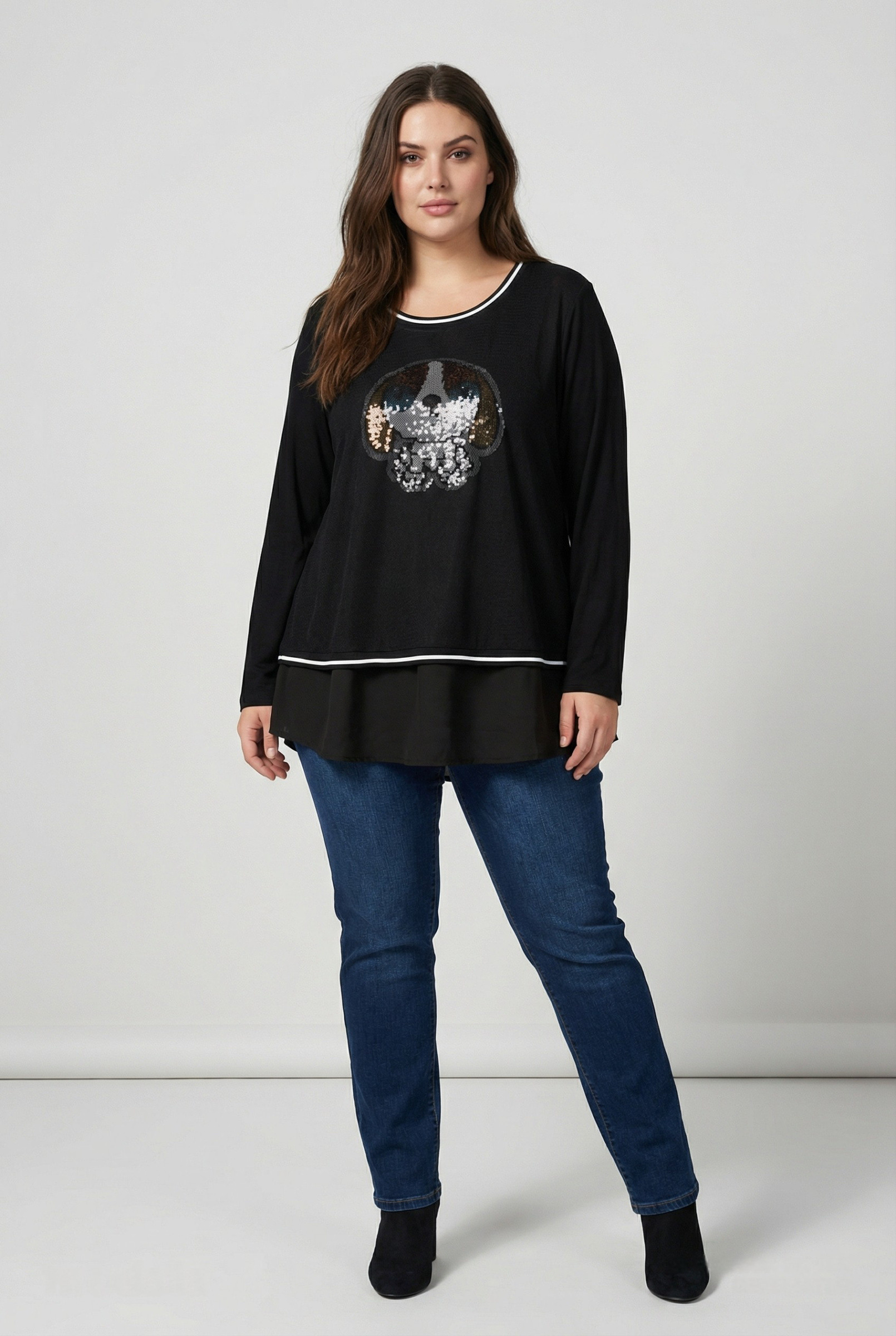 Wholesaler Pomme Rouge Paris - Plus size tunic with mesh and sequins