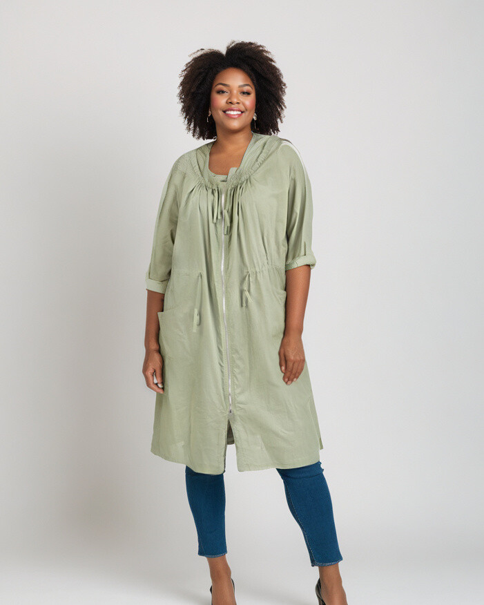 Grossiste Pomme Rouge Paris - Veste fine en coton grande taille kaki (C6527)