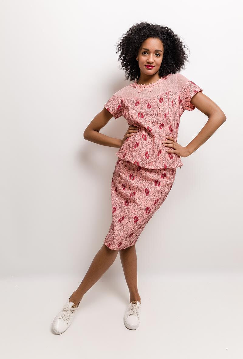 Mayorista Princesse - Top y falda de encaje con estampado floral