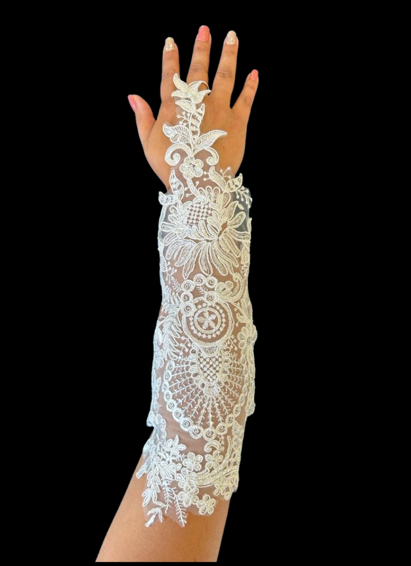 Grossiste Promarried - Gants de mariées en dentelle