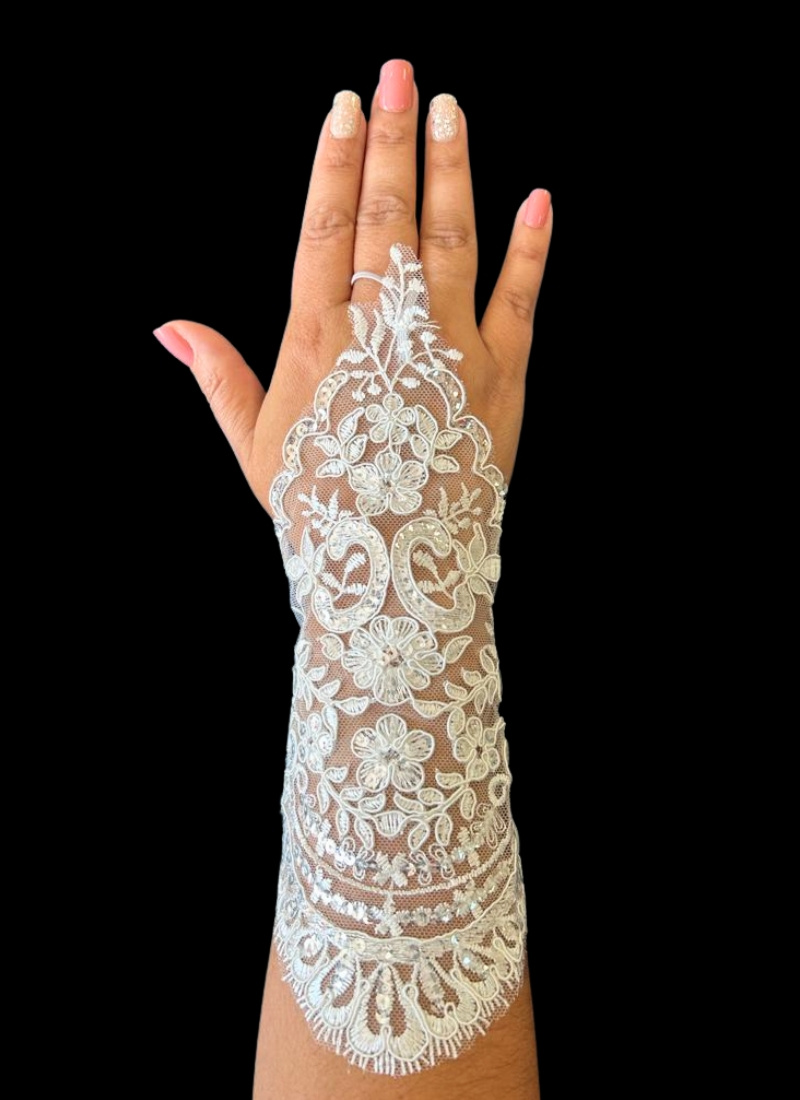 Grossiste Promarried - Gants de mariées en dentelle