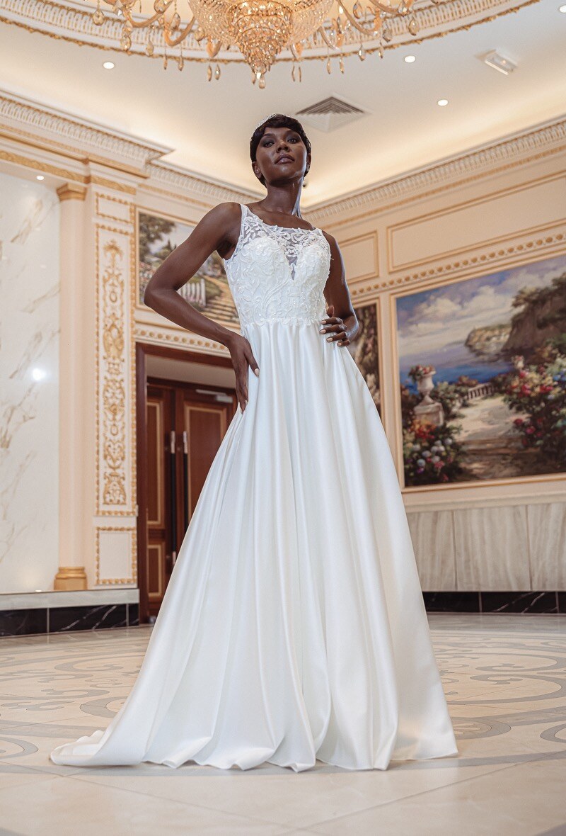 Wholesaler Promarried - Flared satin wedding dress