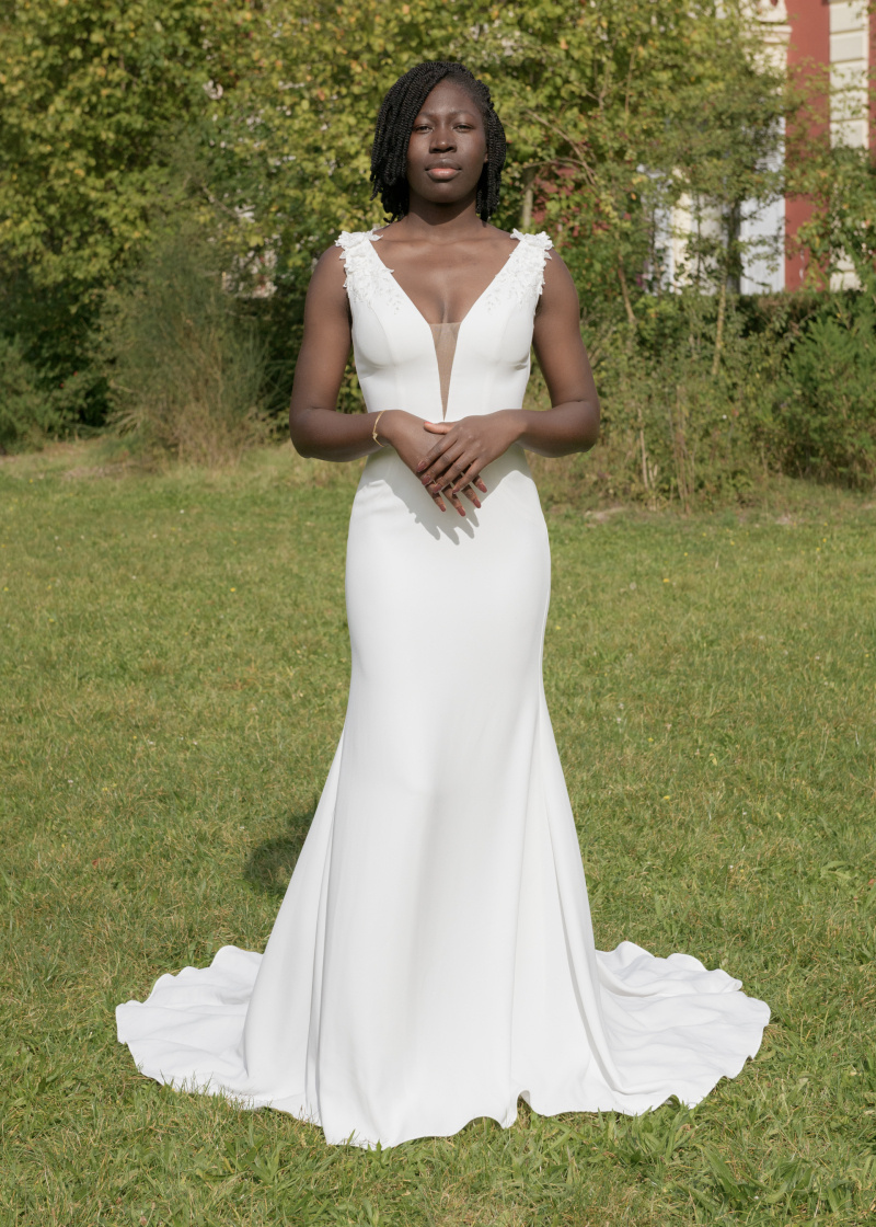 Grossiste Promarried - Robe de mariée coupe foureau Décolleté en V échancré