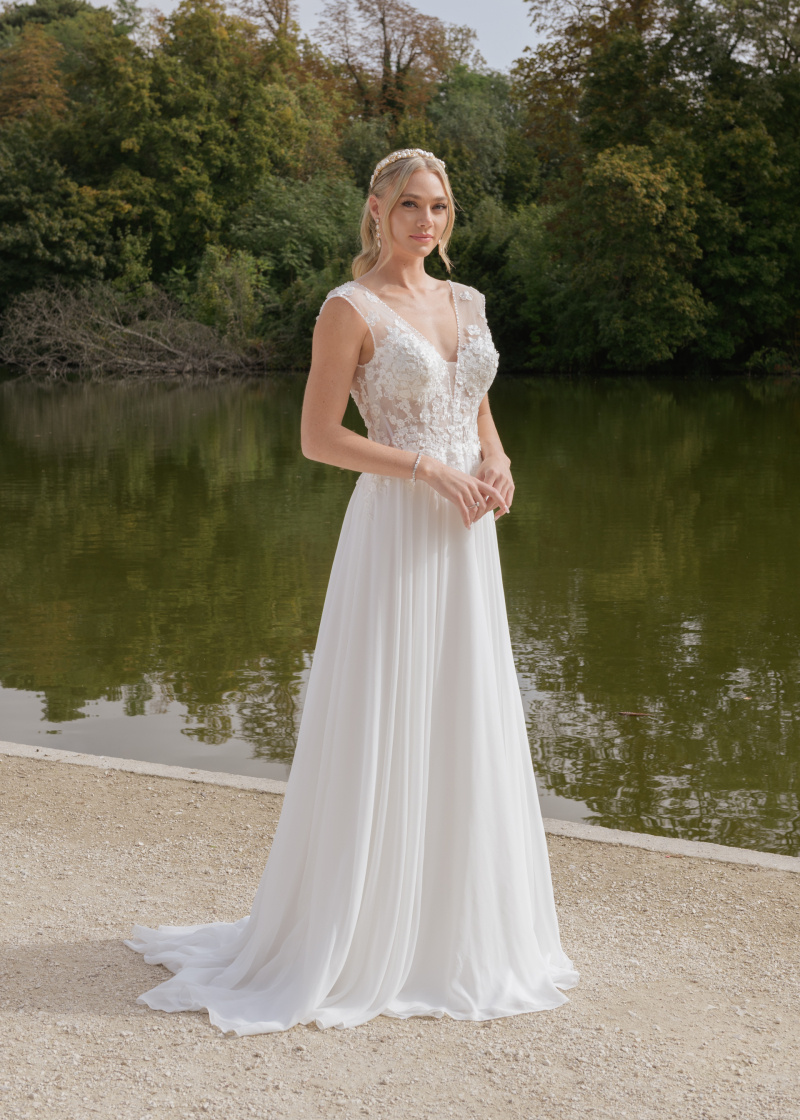 Grossiste Promarried - Robe de mariée Coupe en A  décolleté V échancré