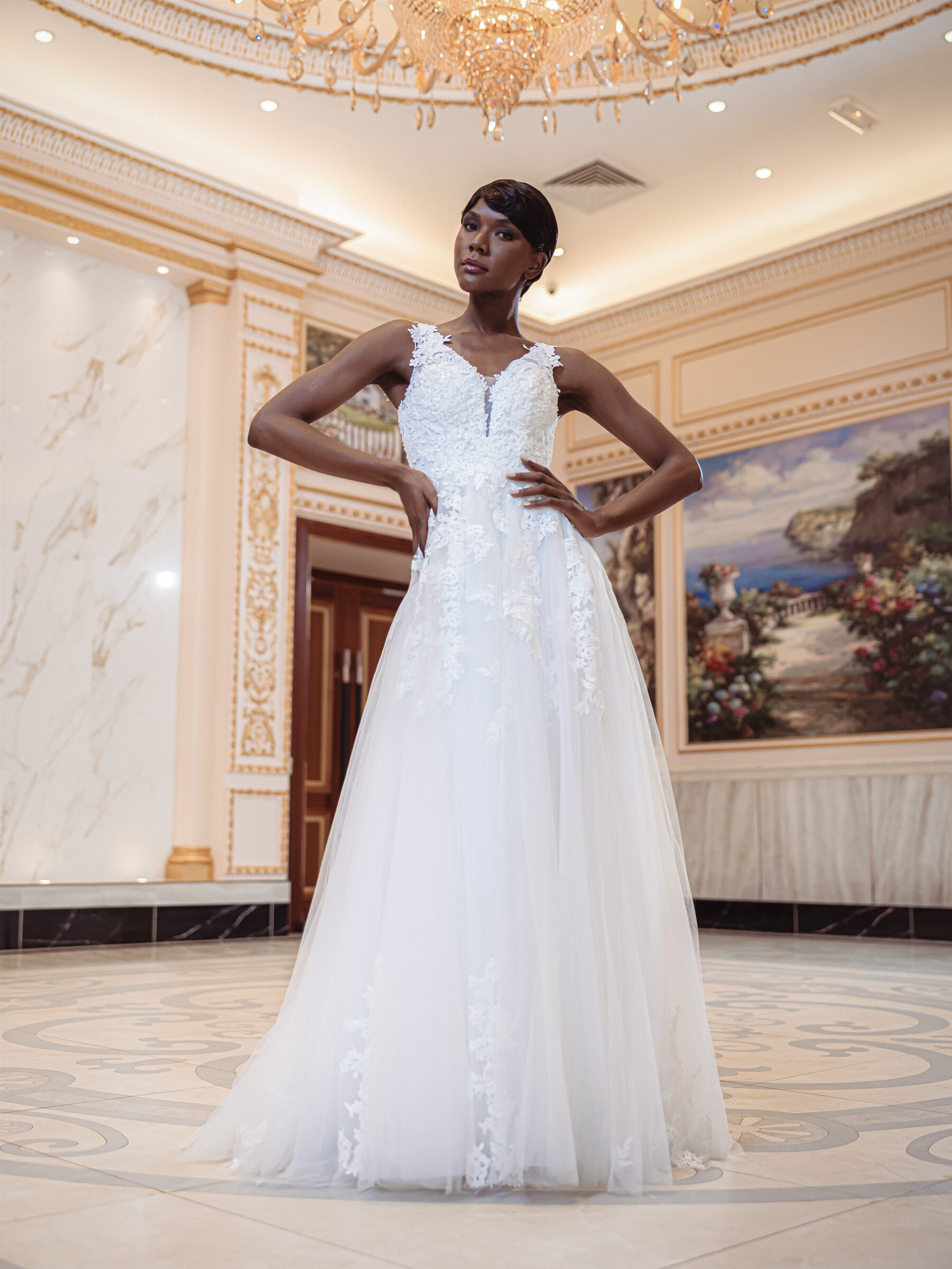 Grossiste Promarried - Robe de mariée coupe empire en tulle et dentelle