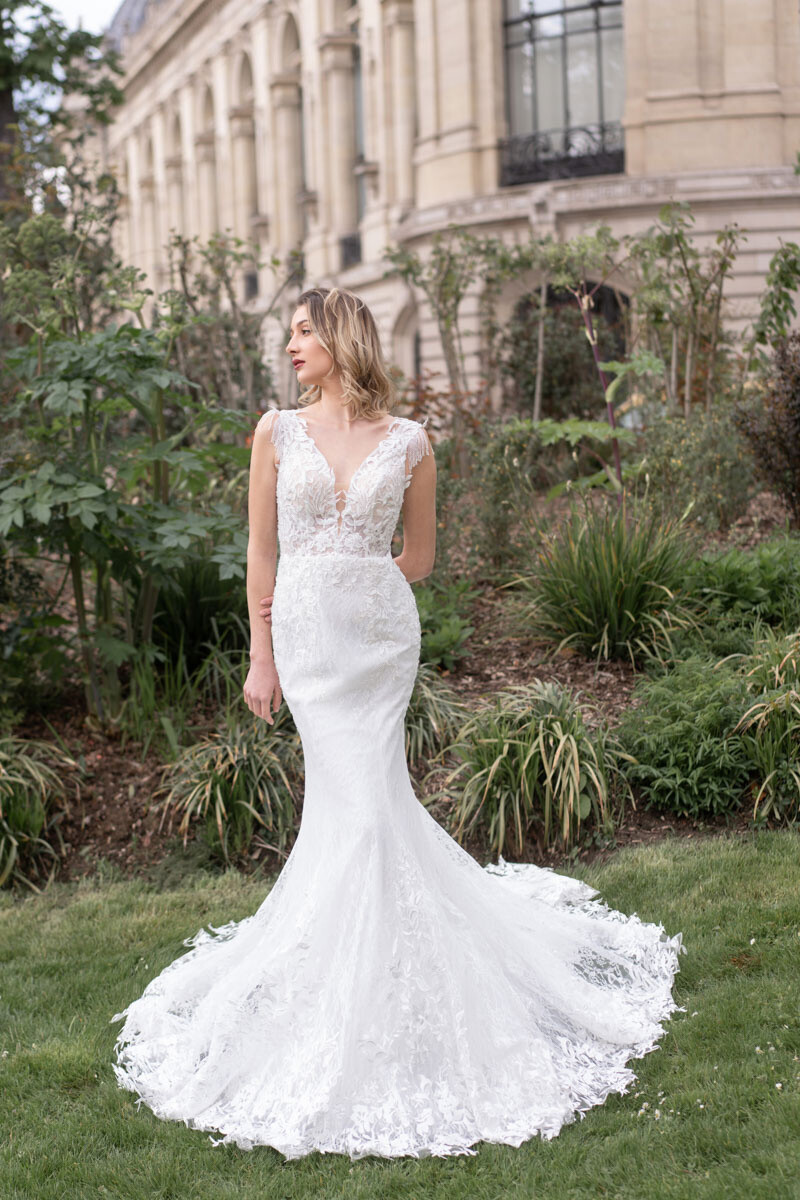 Grossiste Promarried - Robe de Mariée Sirène Éblouissante en Dentelle avec Bretelles Perlées