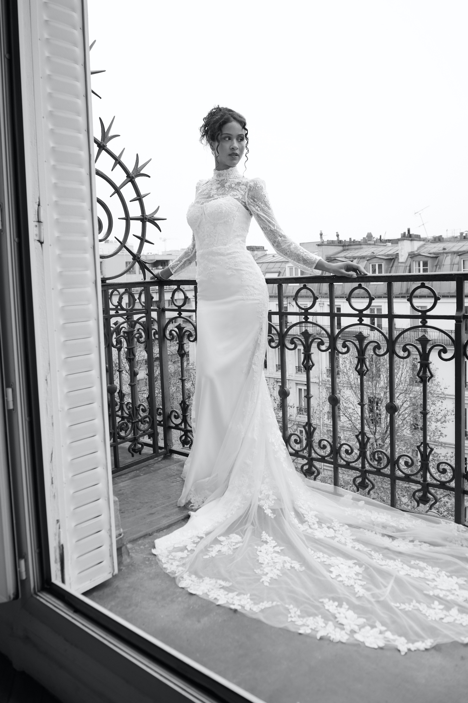 Grossiste Promarried - Robe de mariée Promarried – Dentelle couture manches longues & traîne florale