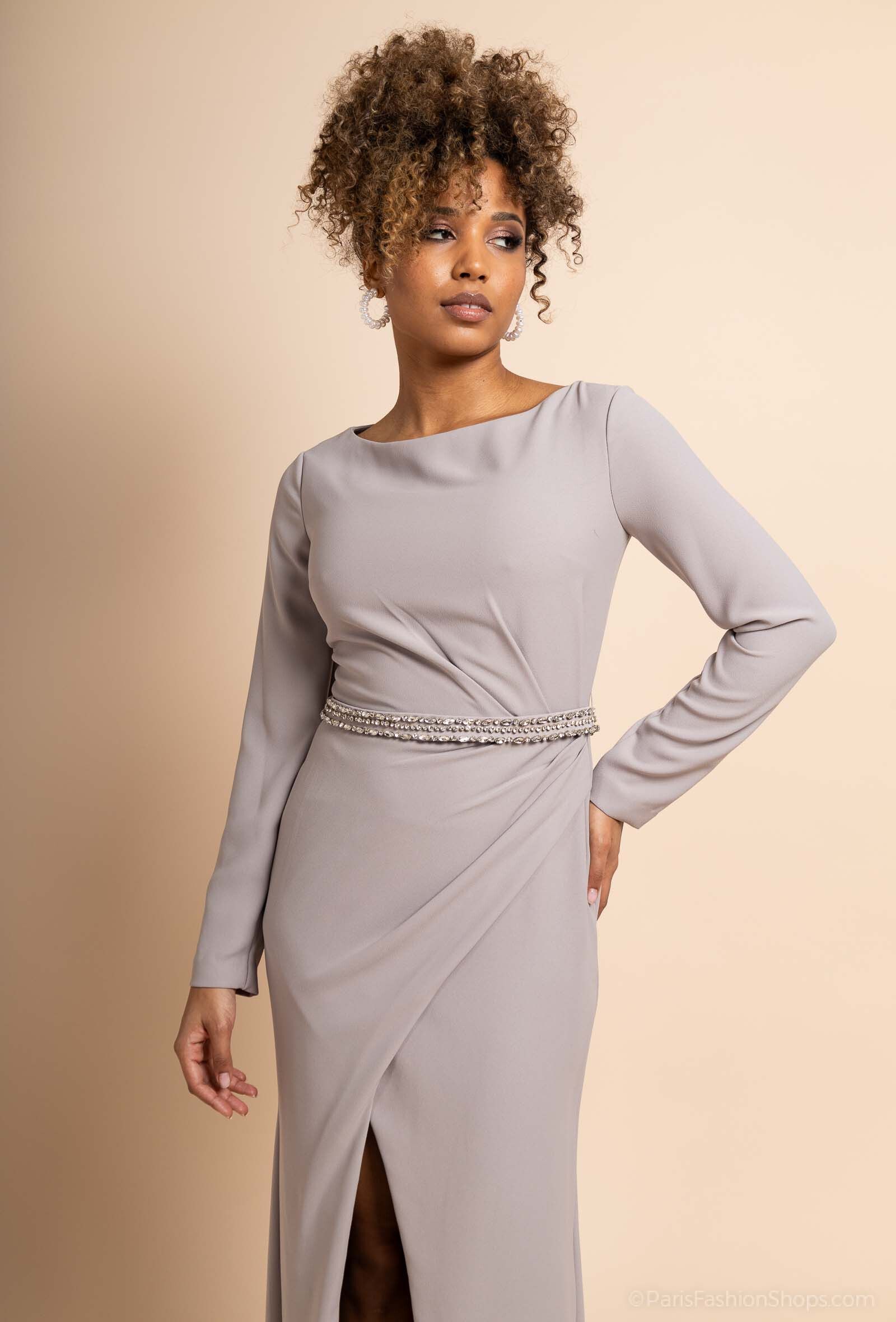 Grossiste Promarried - Robe de Soirée Fourreau gris  – Élégance et Raffinement