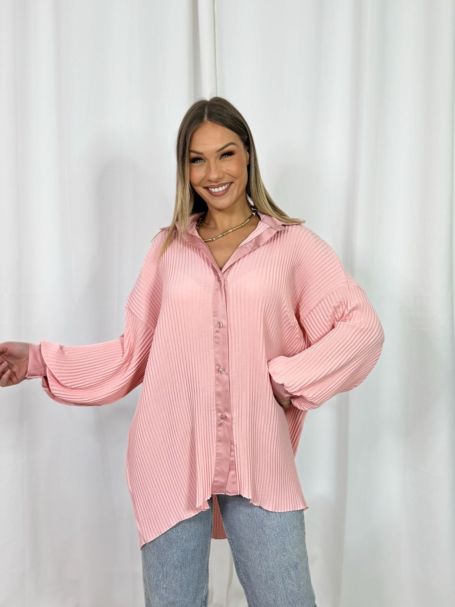 Grossista PROMISE - Camicia piegata in raso