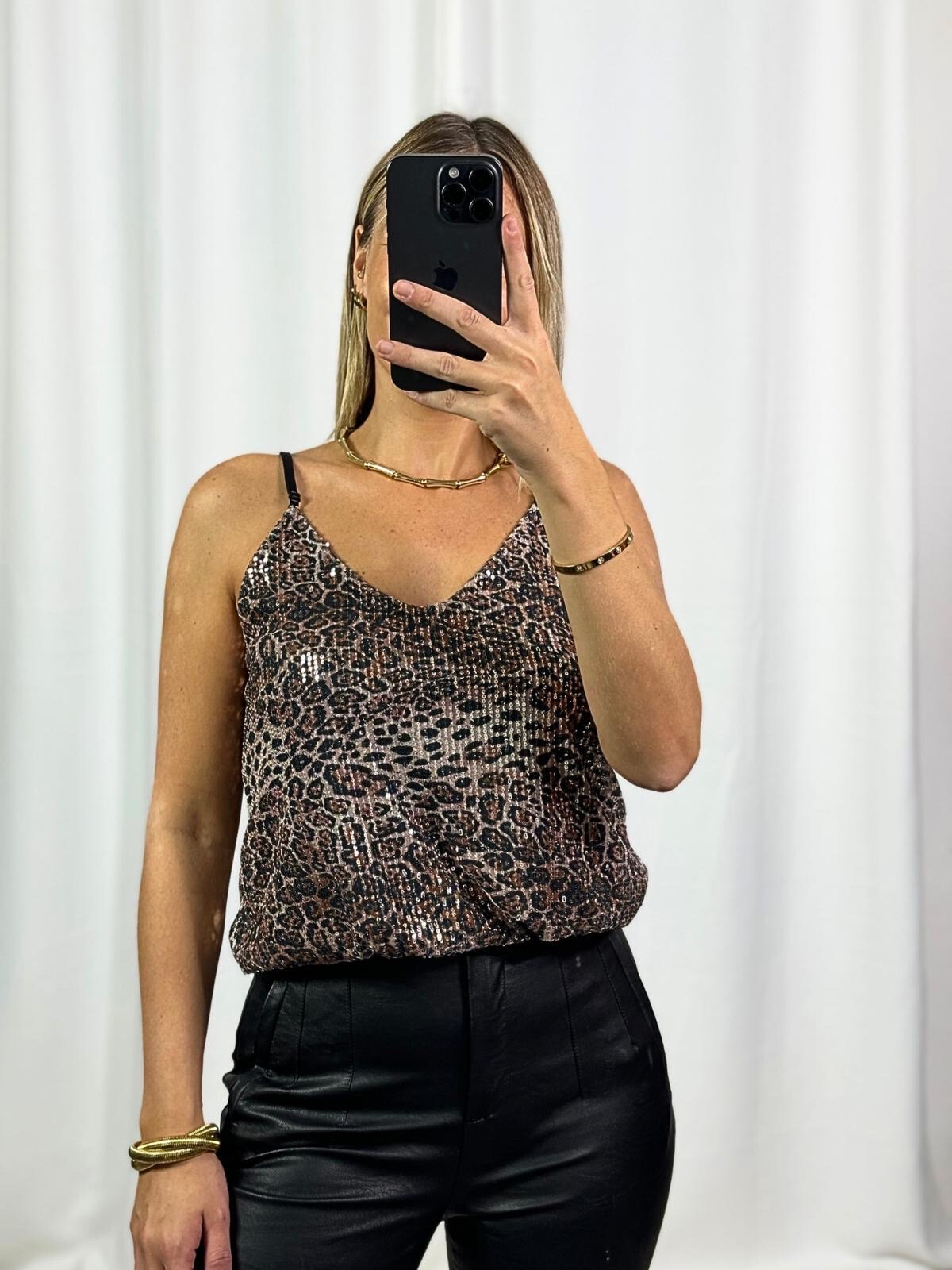 Grossiste PROMISE - Débardeurs en sequins léopard
