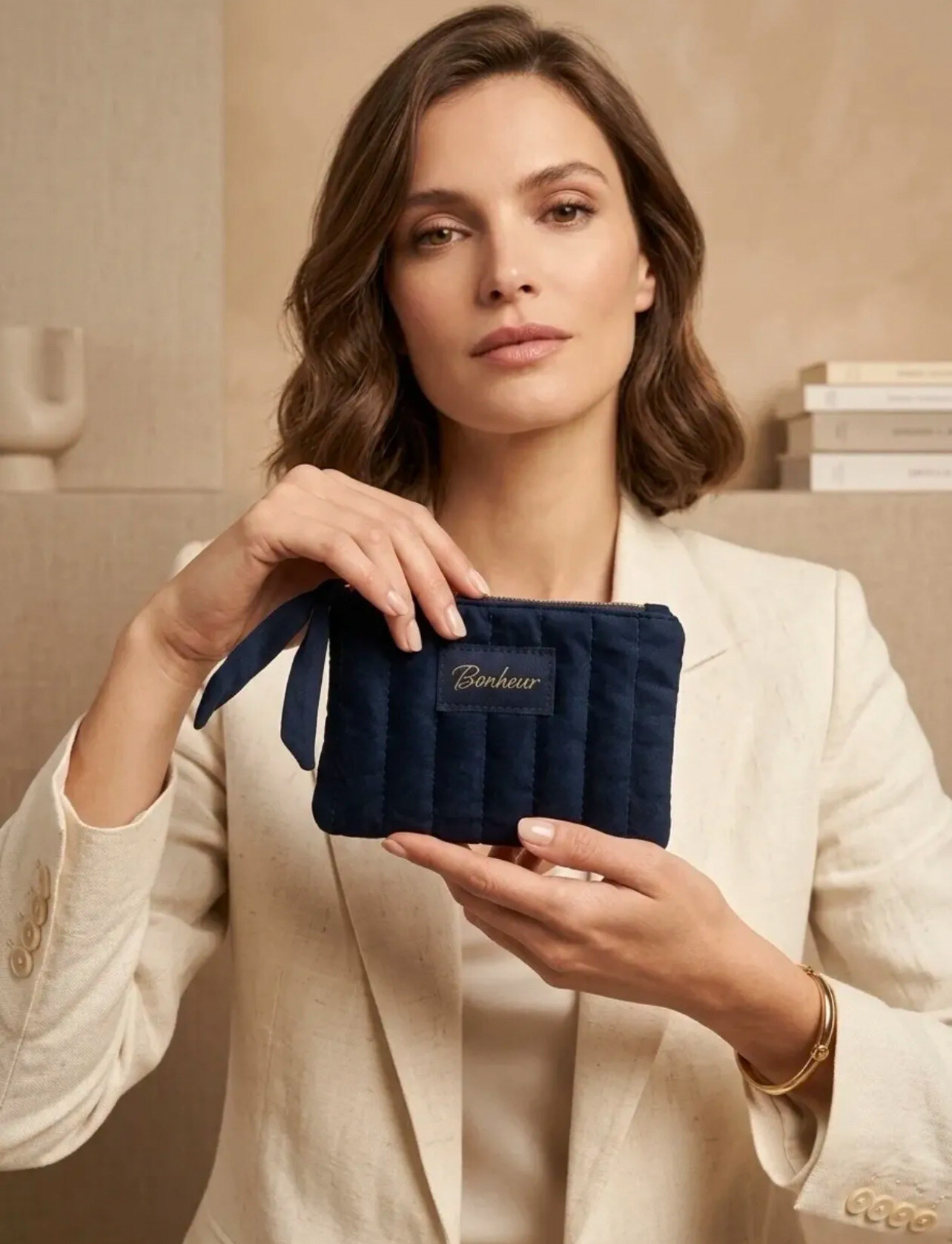Wholesaler PROMISE - Plain shiny velvet coin purse